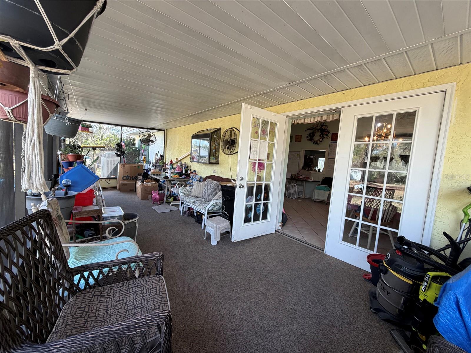 39106 GRAYS AIRPORT RD, LADY LAKE, FL, 32159