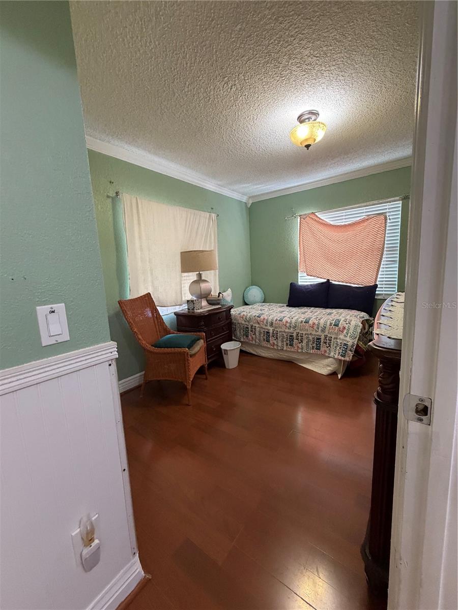 39106 GRAYS AIRPORT RD, LADY LAKE, FL, 32159