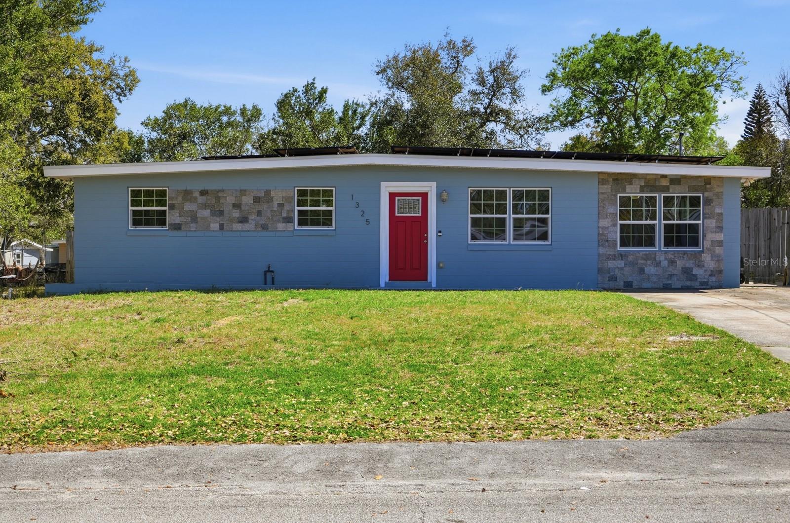 1325 GINSBERG DR, DAYTONA BEACH, FL, 32114