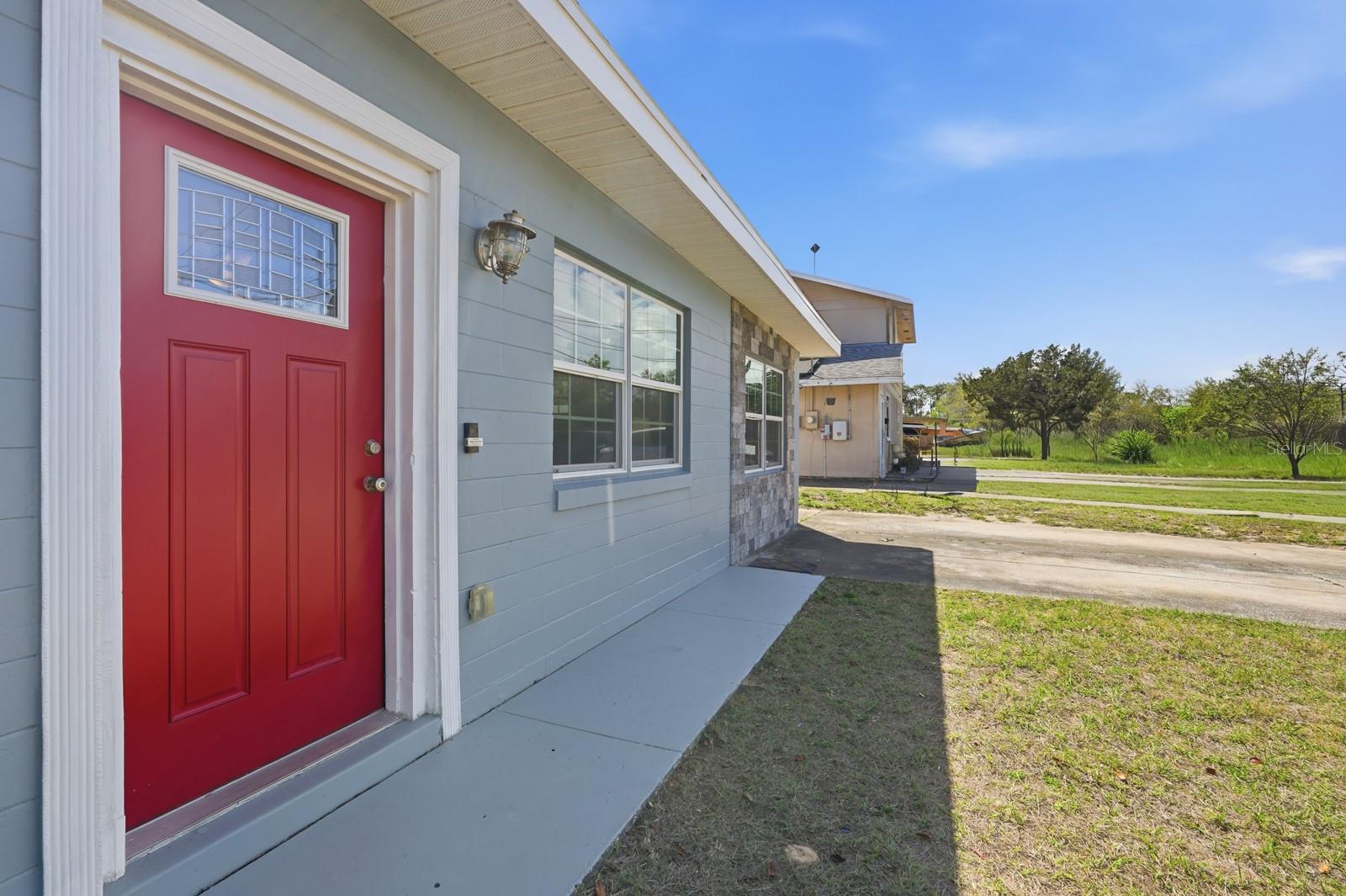 1325 GINSBERG DR, DAYTONA BEACH, FL, 32114