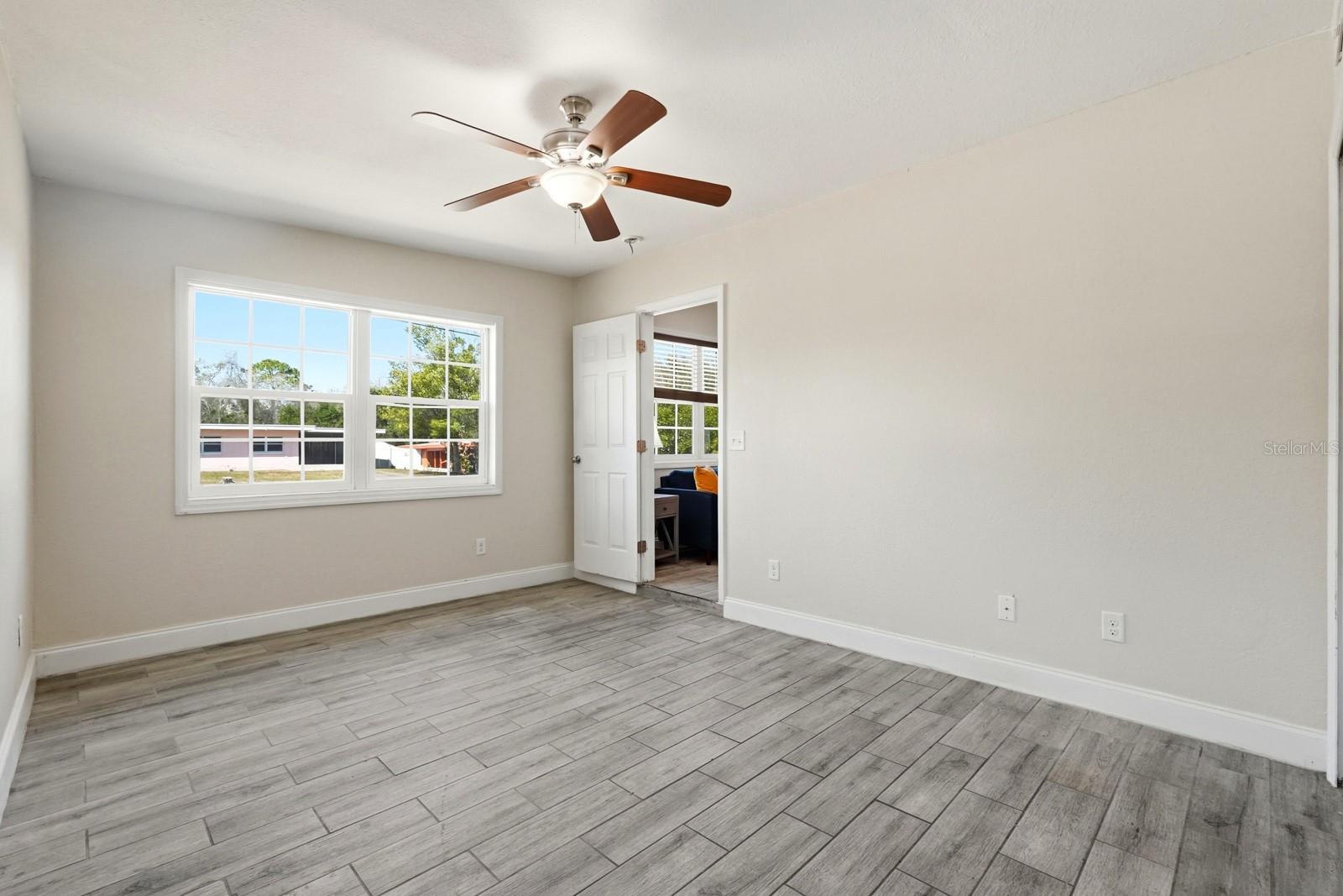 1325 GINSBERG DR, DAYTONA BEACH, FL, 32114