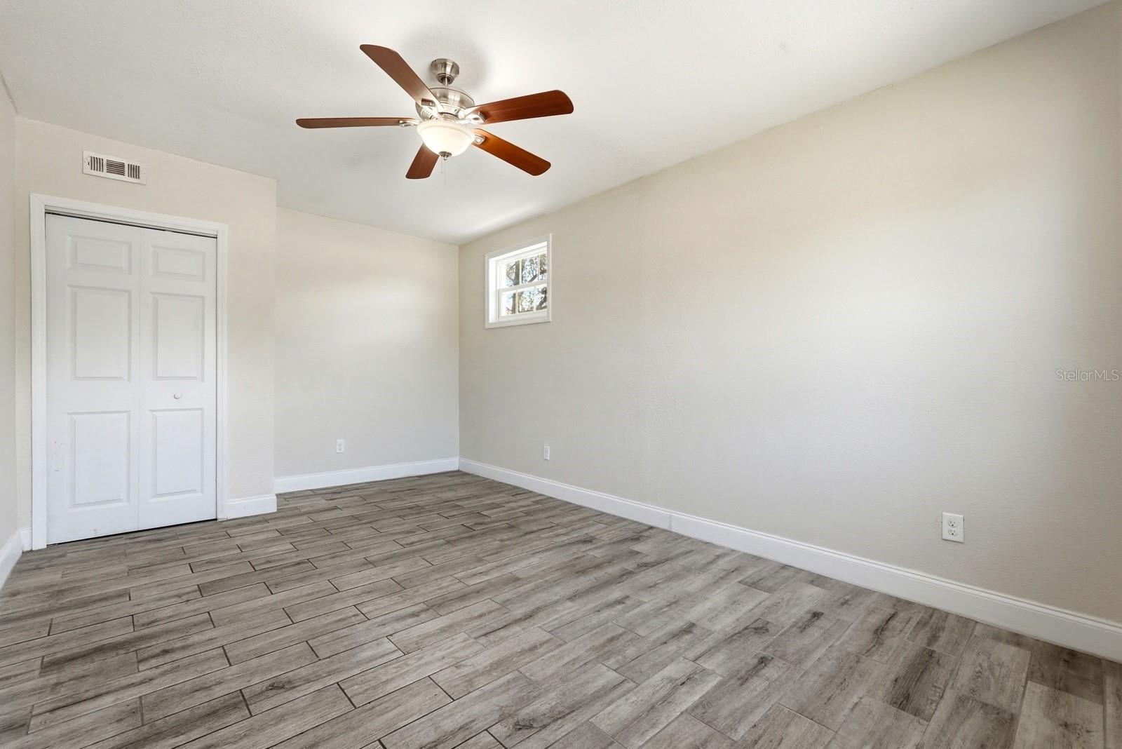 1325 GINSBERG DR, DAYTONA BEACH, FL, 32114