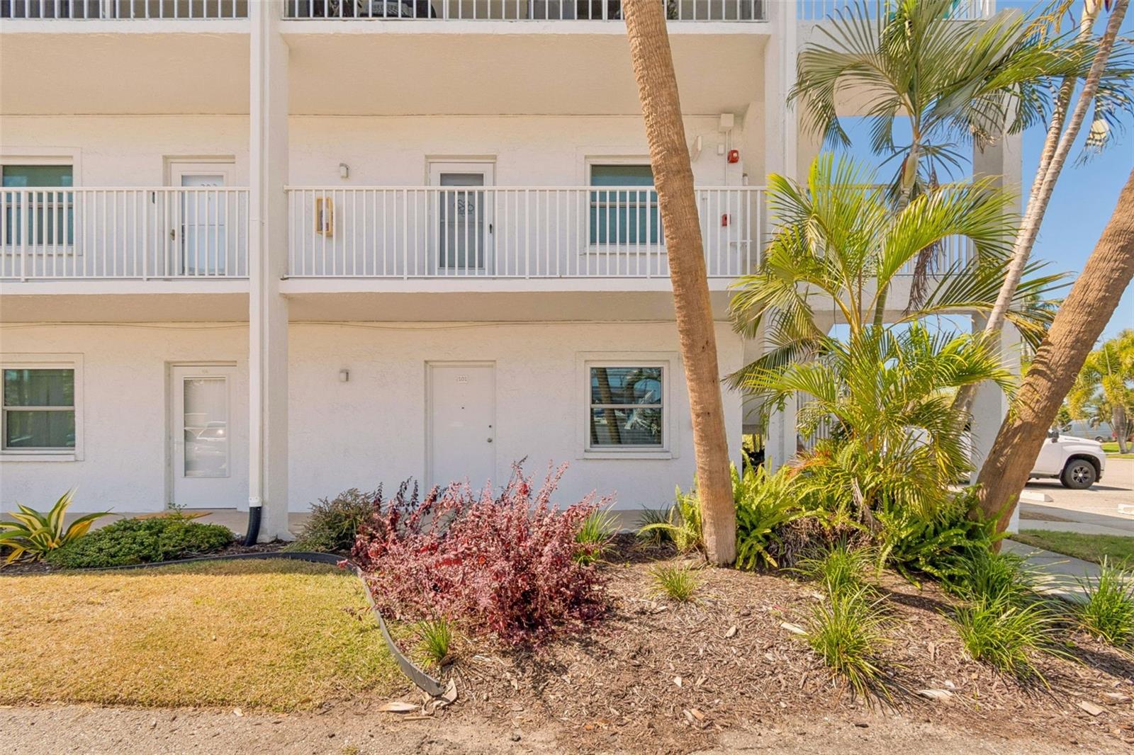 4920 38TH WAY S #101, ST PETERSBURG, FL, 33711