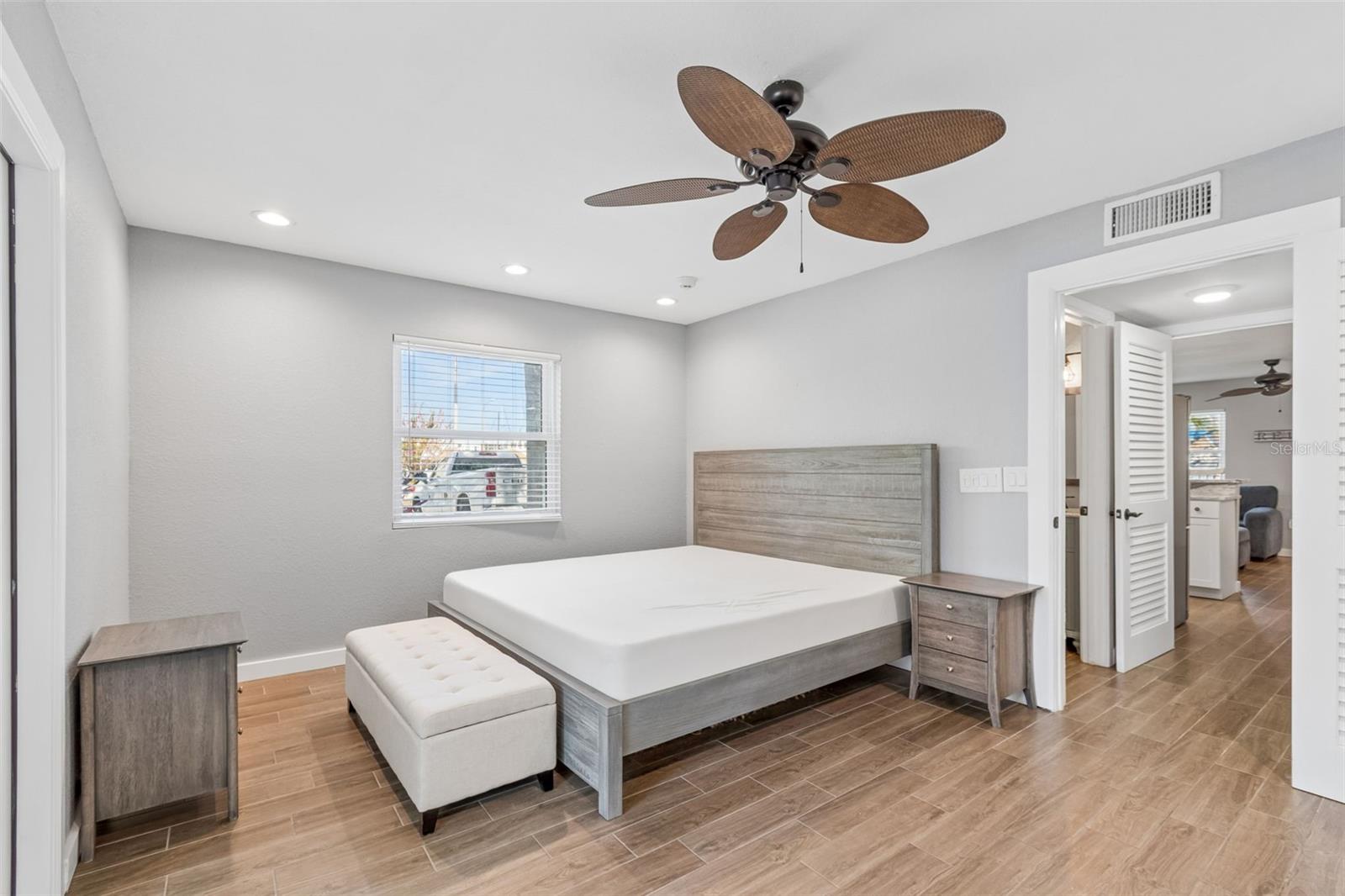 4920 38TH WAY S #101, ST PETERSBURG, FL, 33711