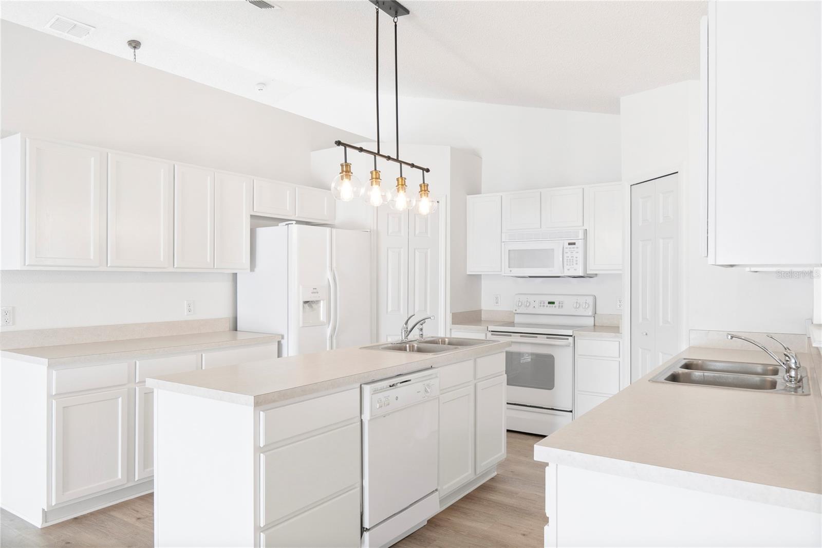 4970 SILVER THISTLE LN, ST CLOUD, FL, 34772