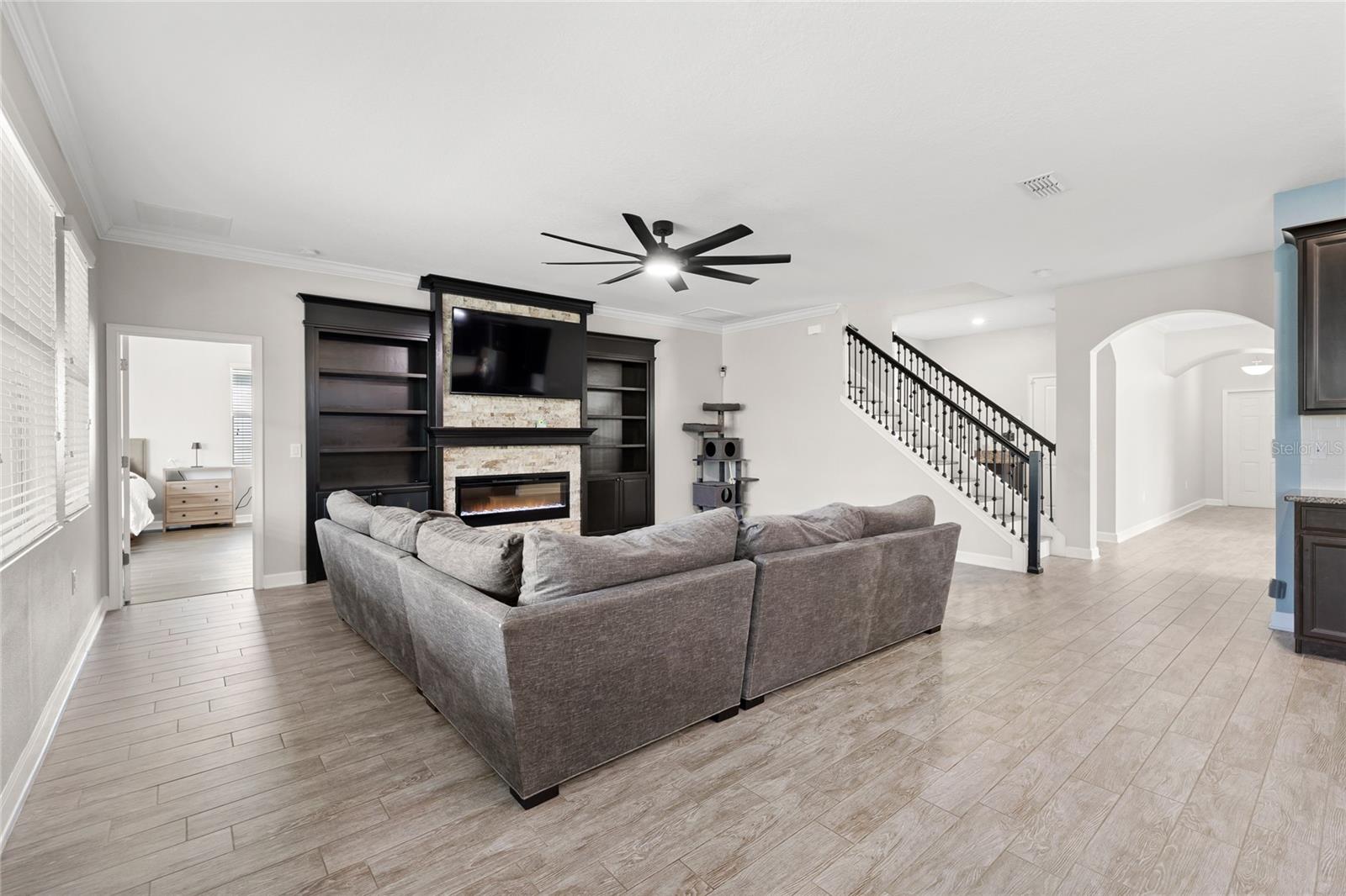 5870 ALENLON WAY, MOUNT DORA, FL, 32757