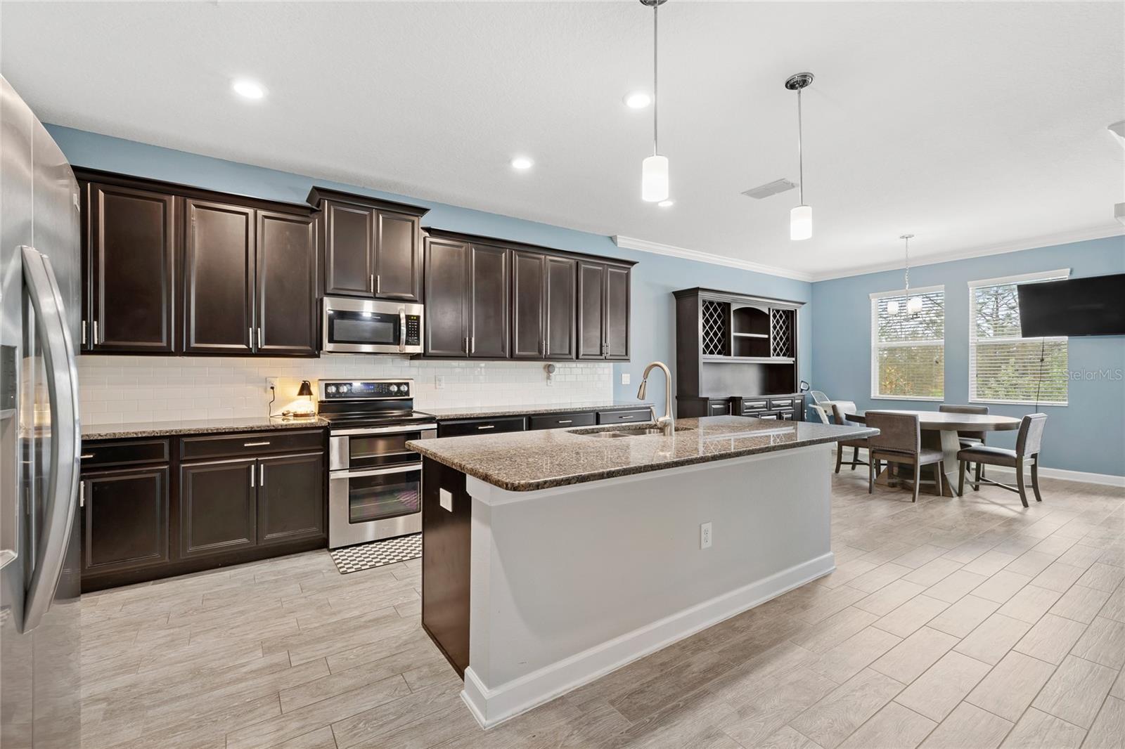 5870 ALENLON WAY, MOUNT DORA, FL, 32757