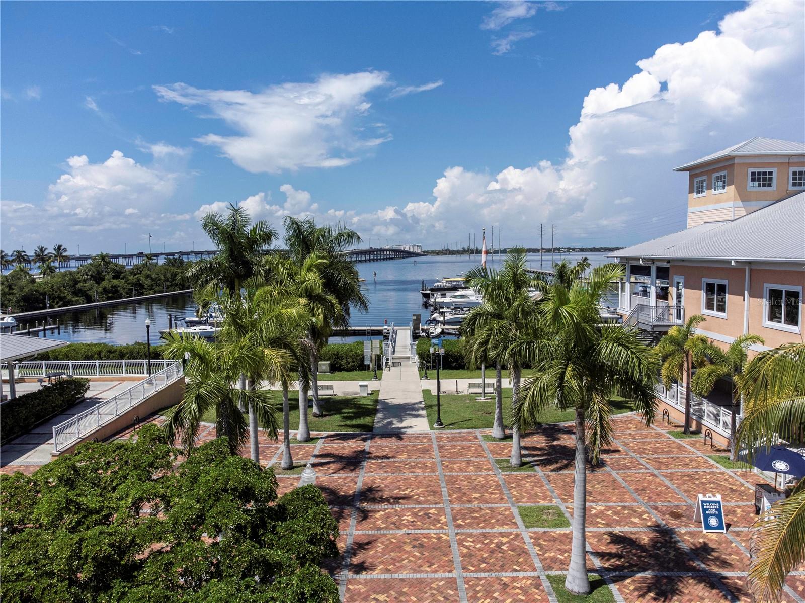 721 POMPANO TER, PUNTA GORDA, FL, 33950