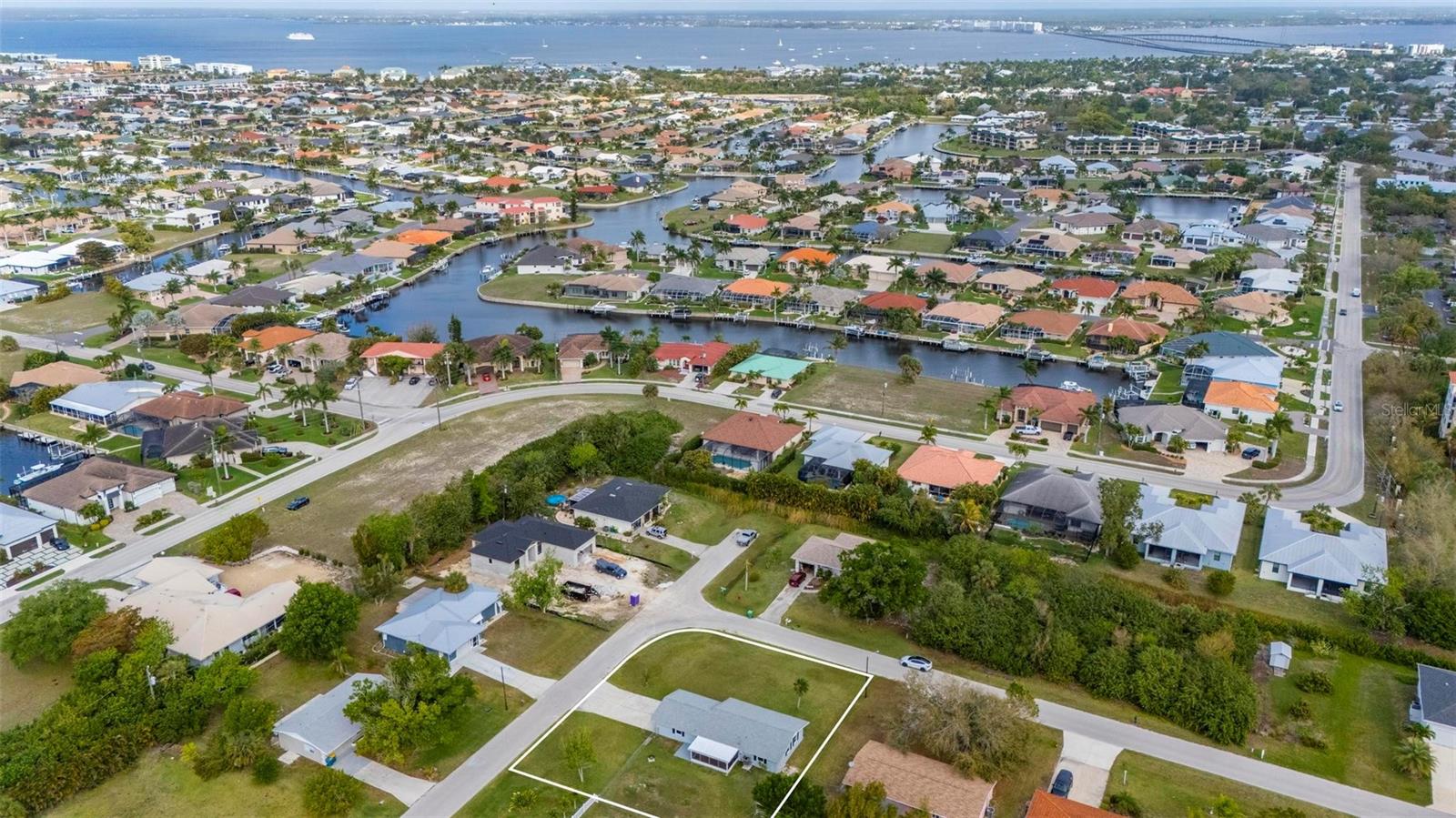 721 POMPANO TER, PUNTA GORDA, FL, 33950