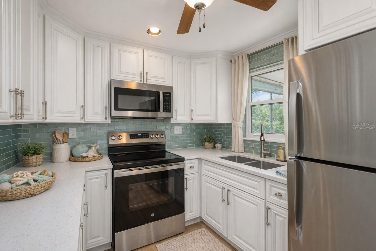 721 POMPANO TER, PUNTA GORDA, FL, 33950