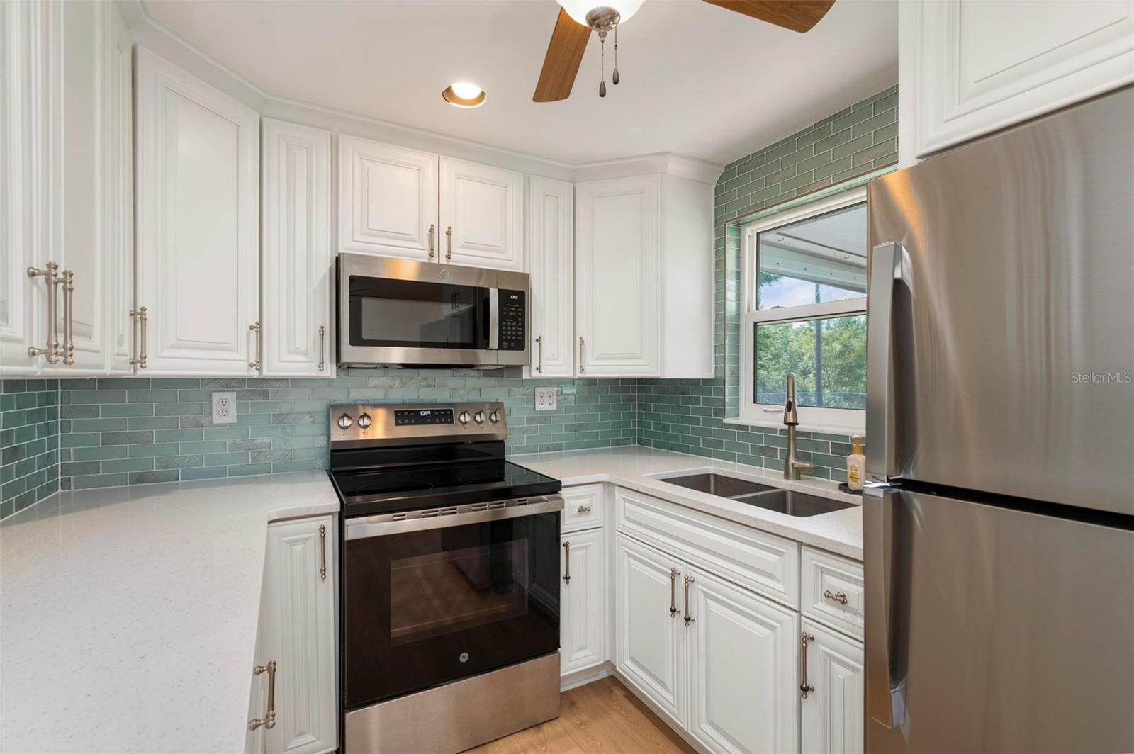 721 POMPANO TER, PUNTA GORDA, FL, 33950