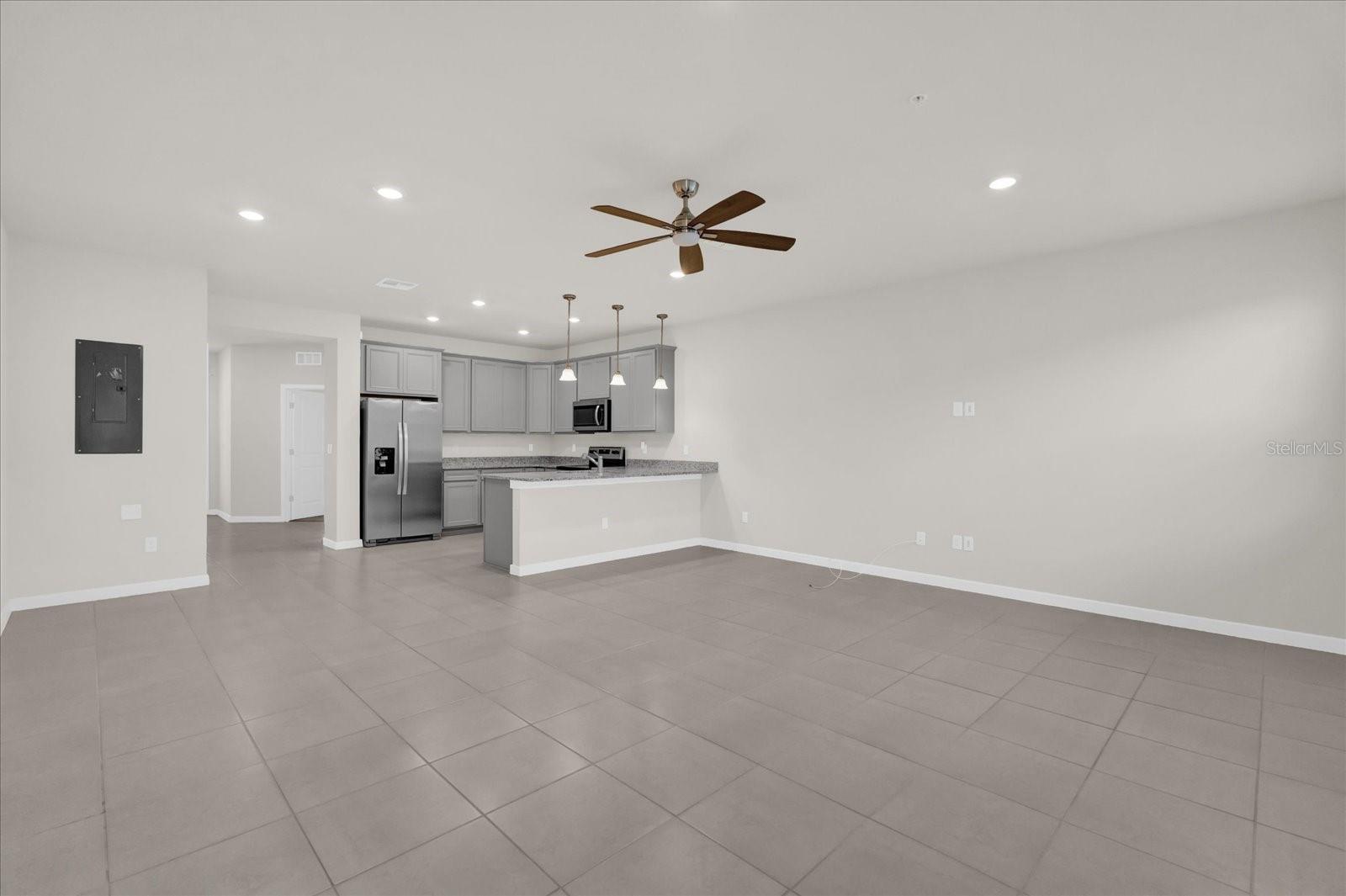 10877 WOODED ACRE ALY, ORLANDO, FL, 32829