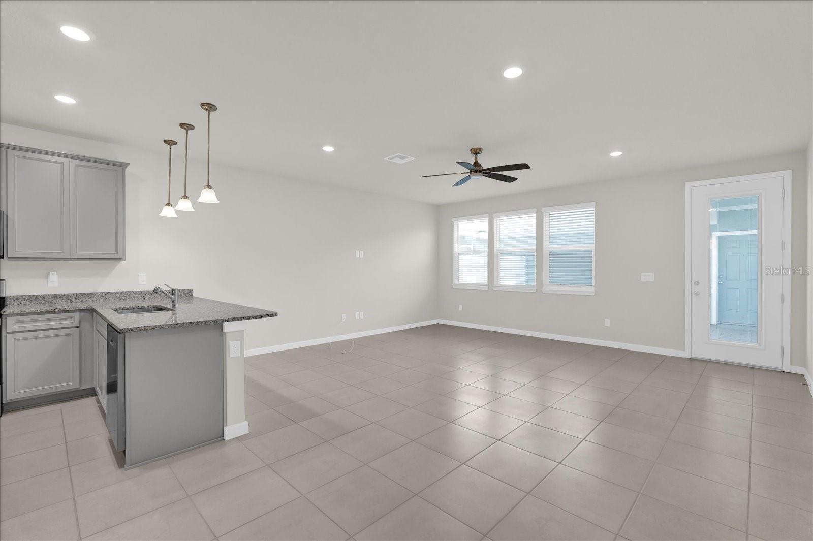 10877 WOODED ACRE ALY, ORLANDO, FL, 32829