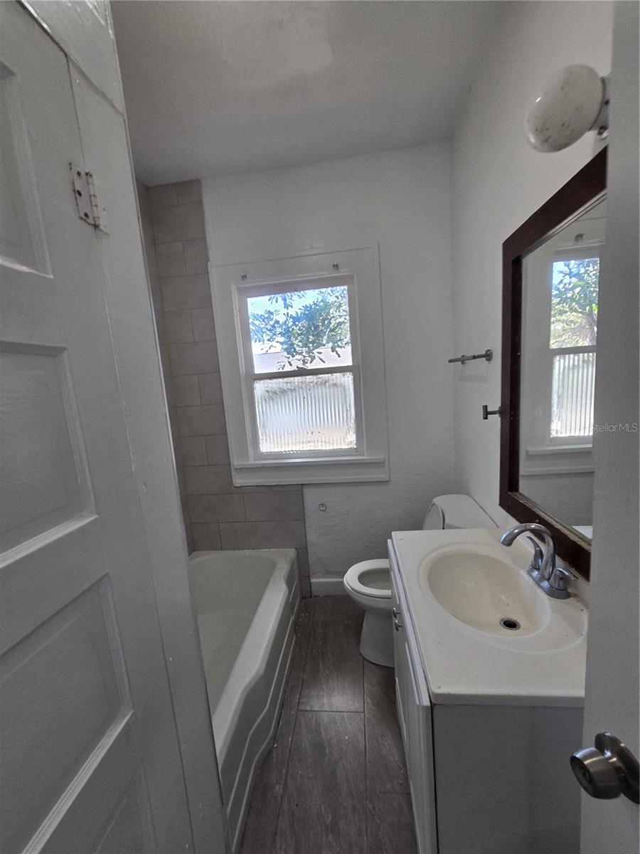 2001 11TH ST S, ST PETERSBURG, FL, 33705