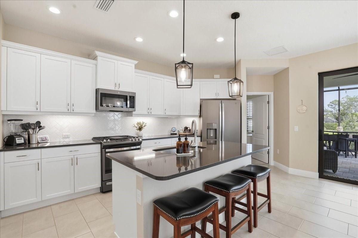 3511 AZURITE WAY, BRADENTON, FL, 34211