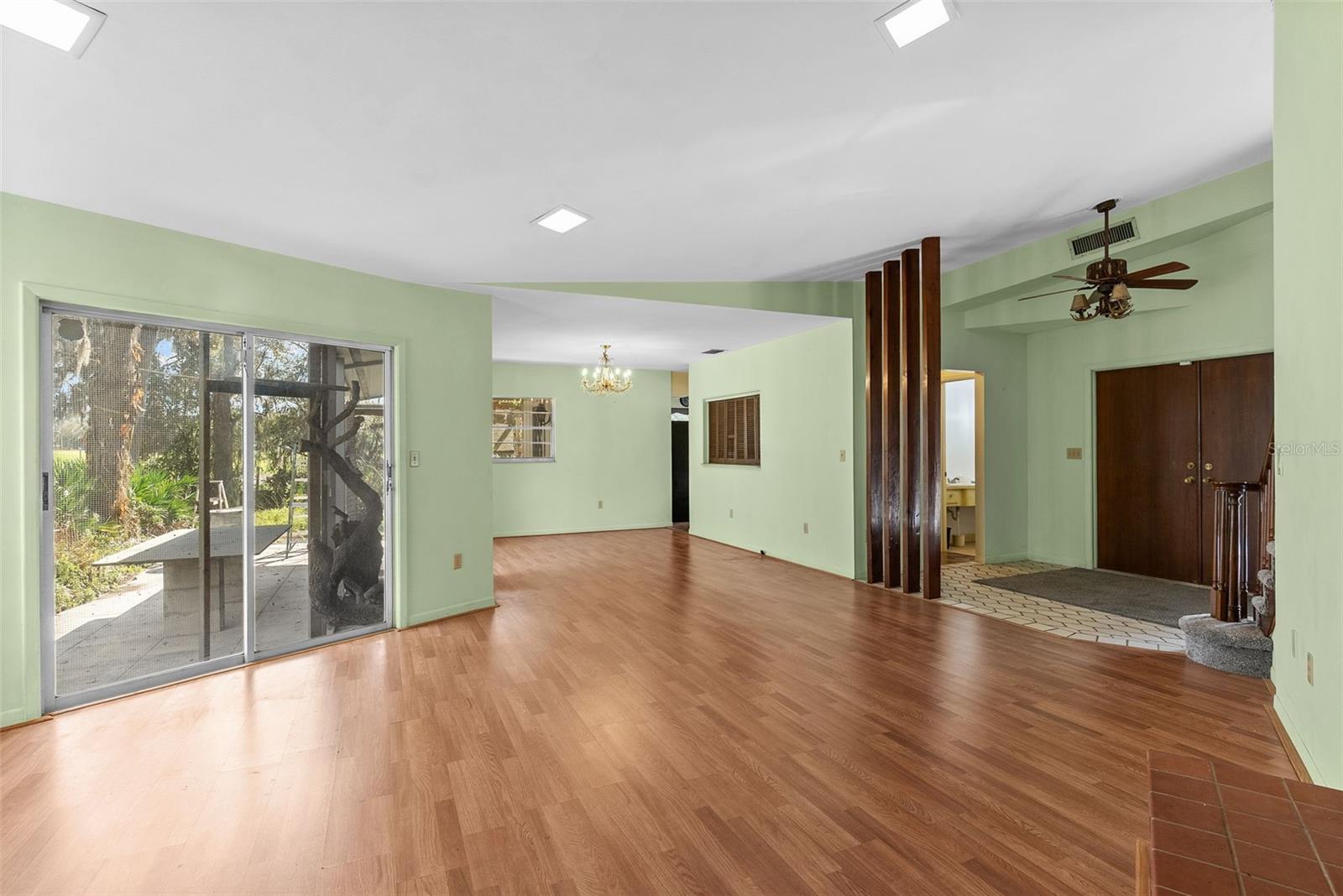 15300 LAKE IOLA RD, DADE CITY, FL, 33523