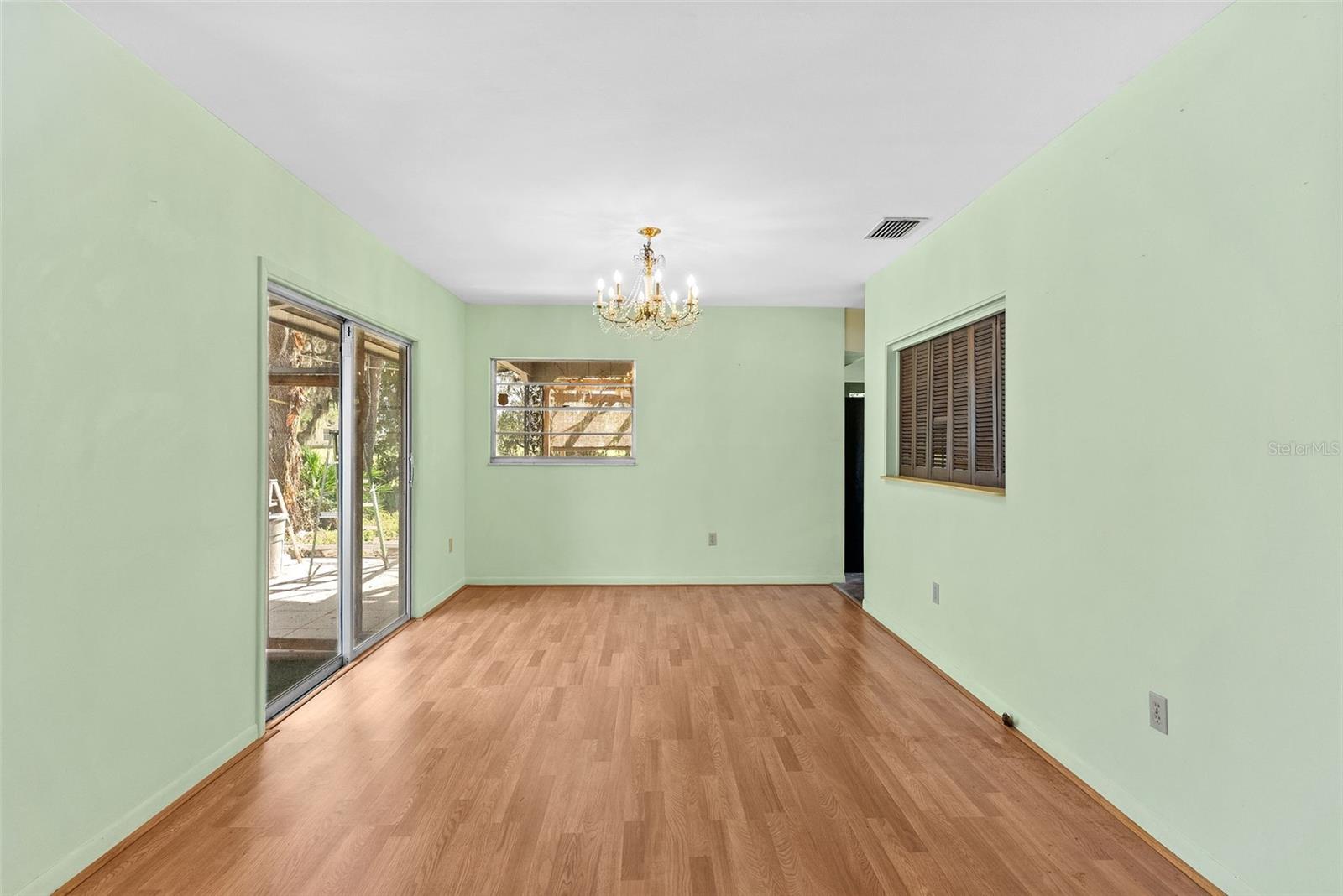 15300 LAKE IOLA RD, DADE CITY, FL, 33523