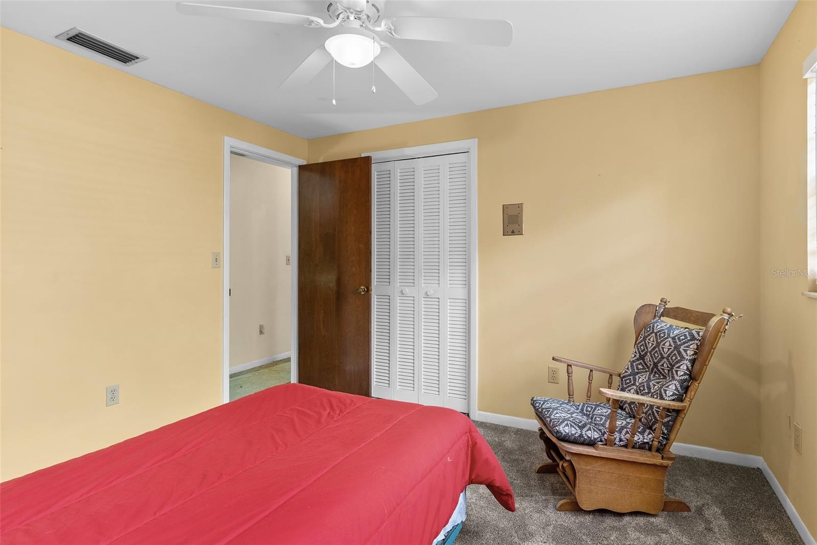 15300 LAKE IOLA RD, DADE CITY, FL, 33523
