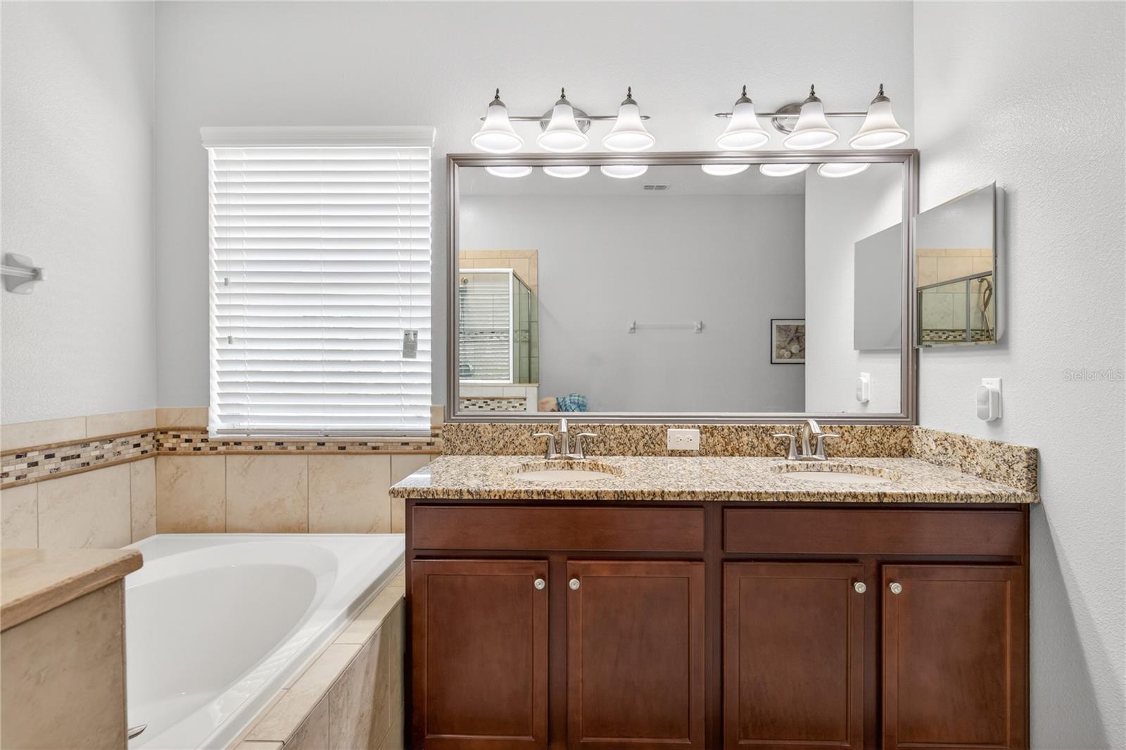 5269 ROYCE DR, MOUNT DORA, FL, 32757