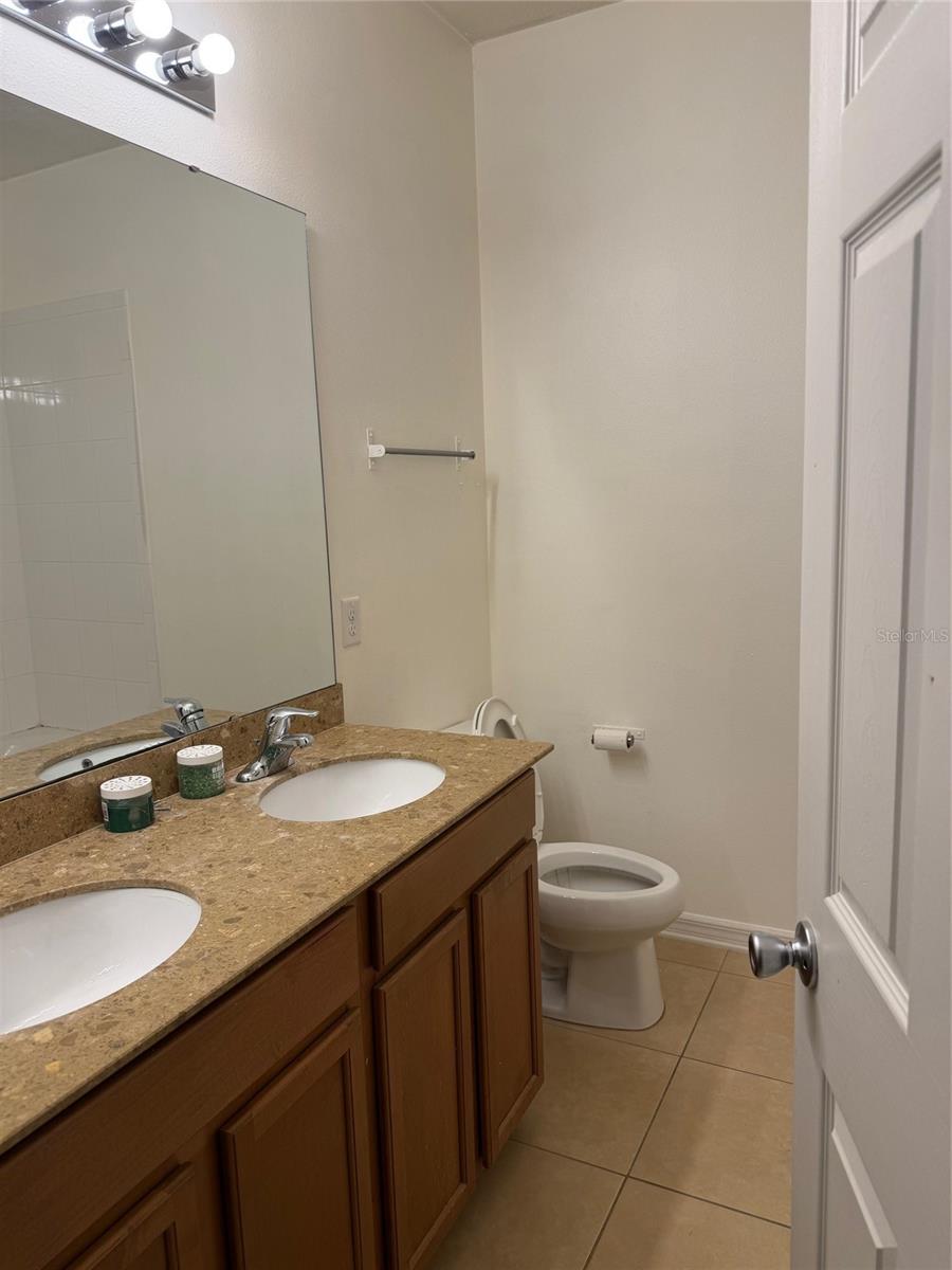 417 GLASTONBURY DR, ORLANDO, FL, 32825