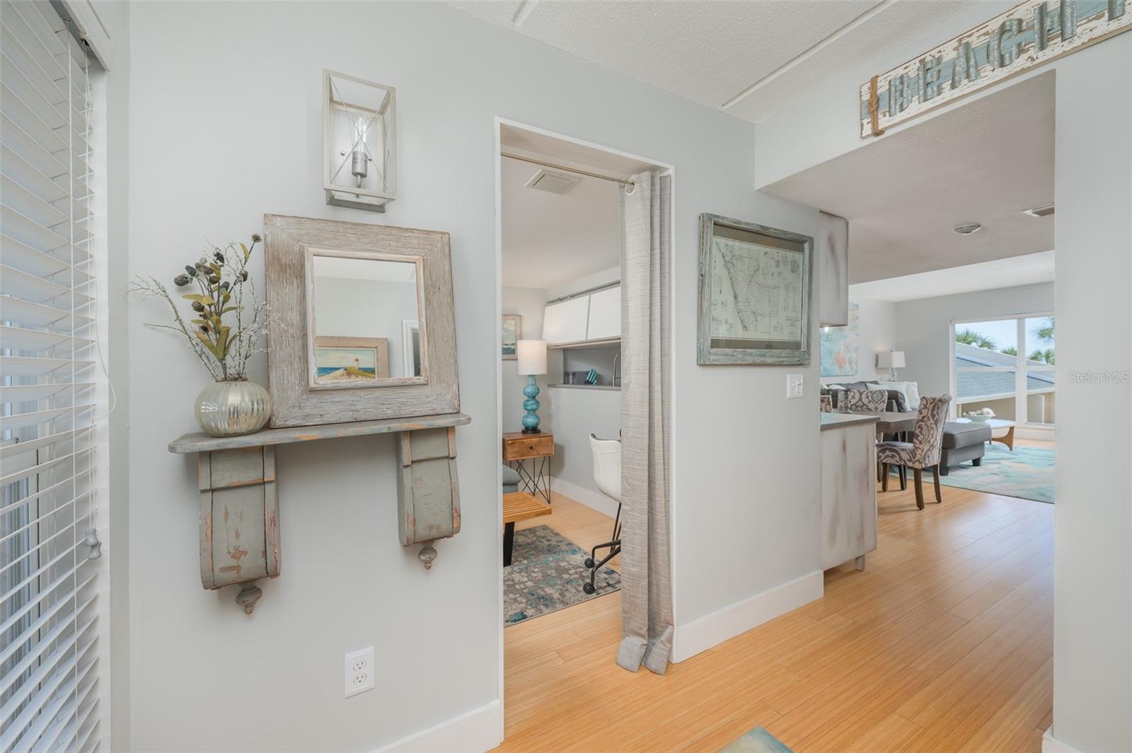 845 BENJAMIN FRANKLIN DR #302, SARASOTA, FL, 34236