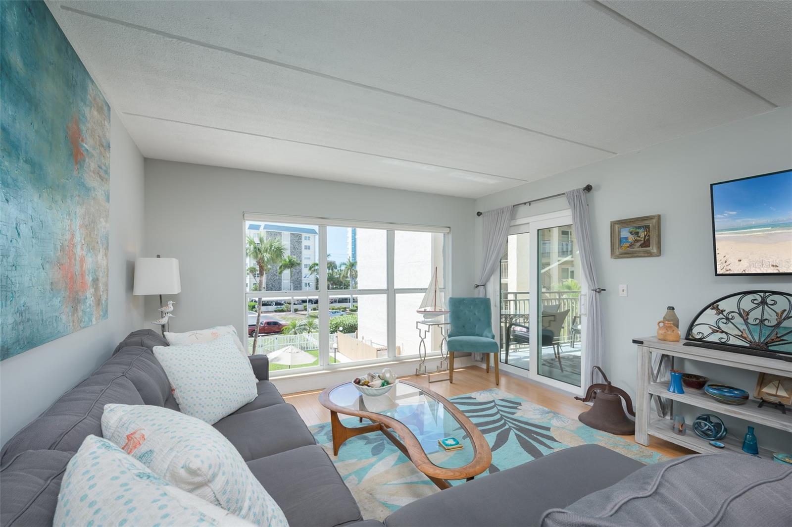 845 BENJAMIN FRANKLIN DR #302, SARASOTA, FL, 34236