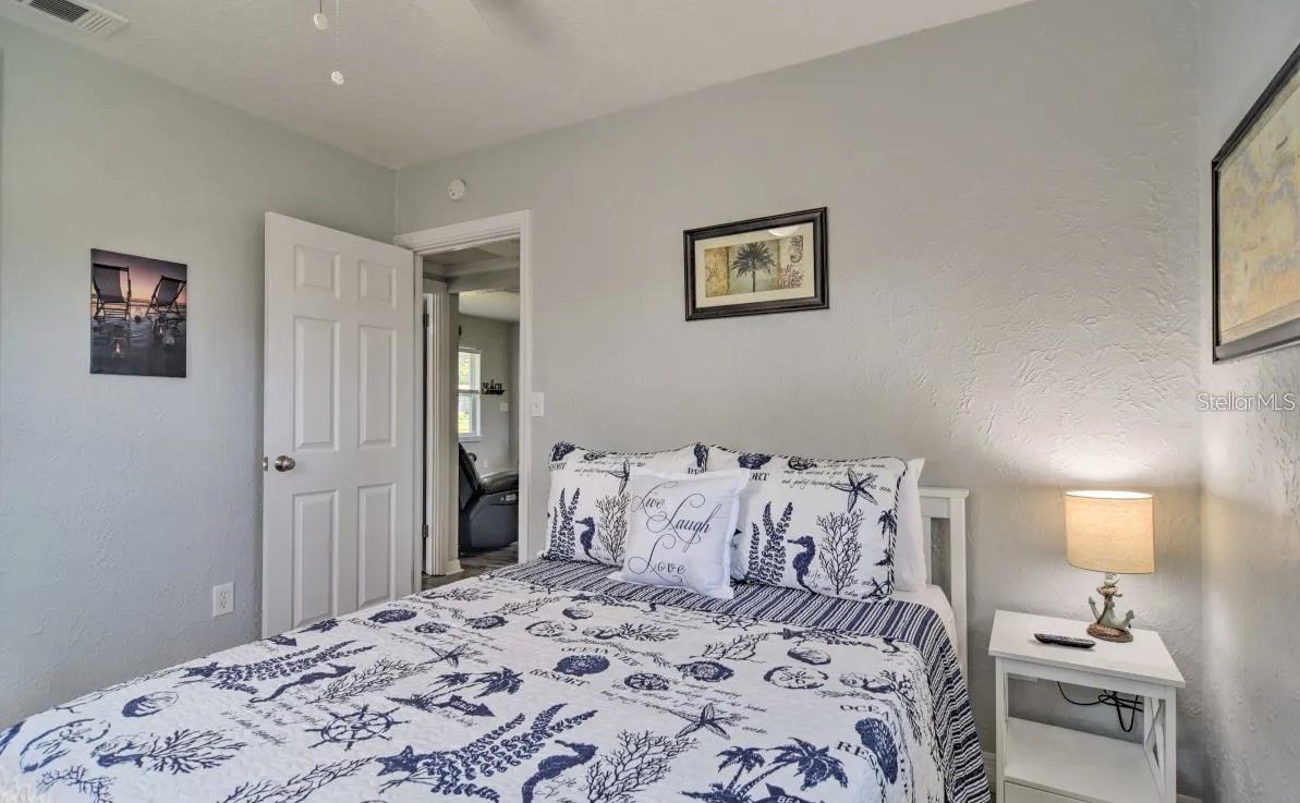 10569 86TH AVE, SEMINOLE, FL, 33772