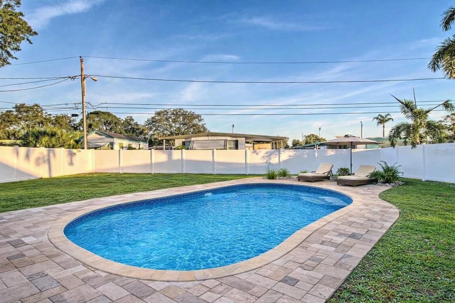 10569 86TH AVE, SEMINOLE, FL, 33772