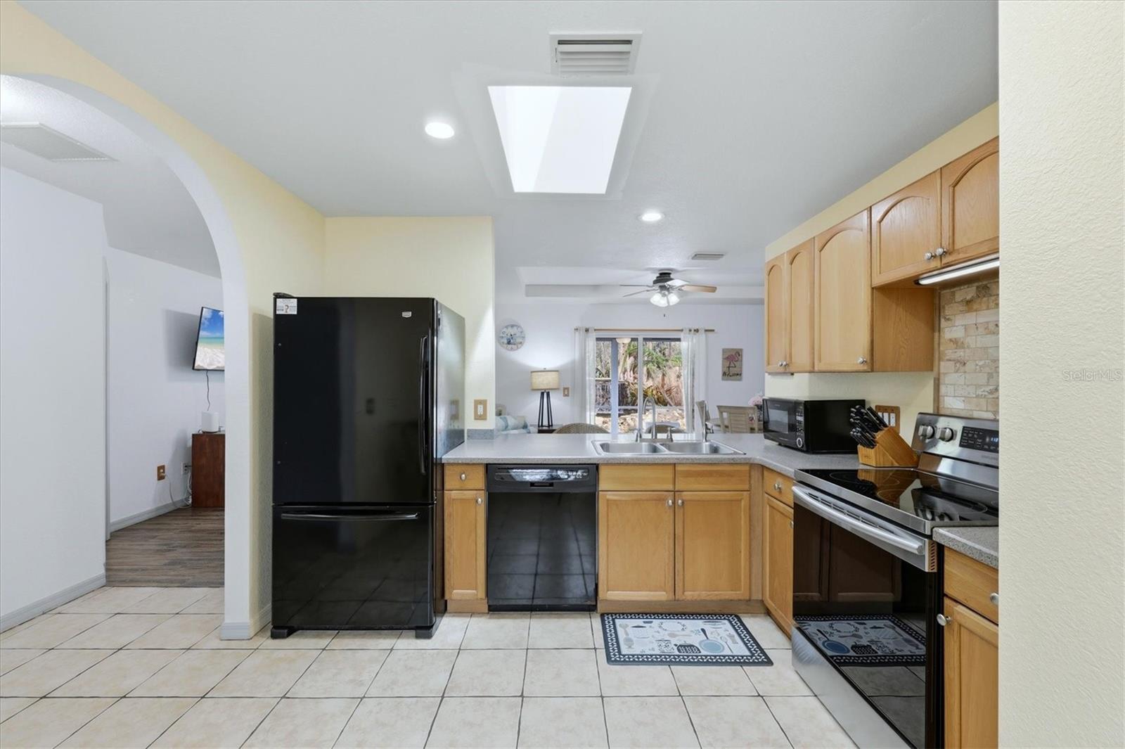 545 LOMOND DR, PORT CHARLOTTE, FL, 33953