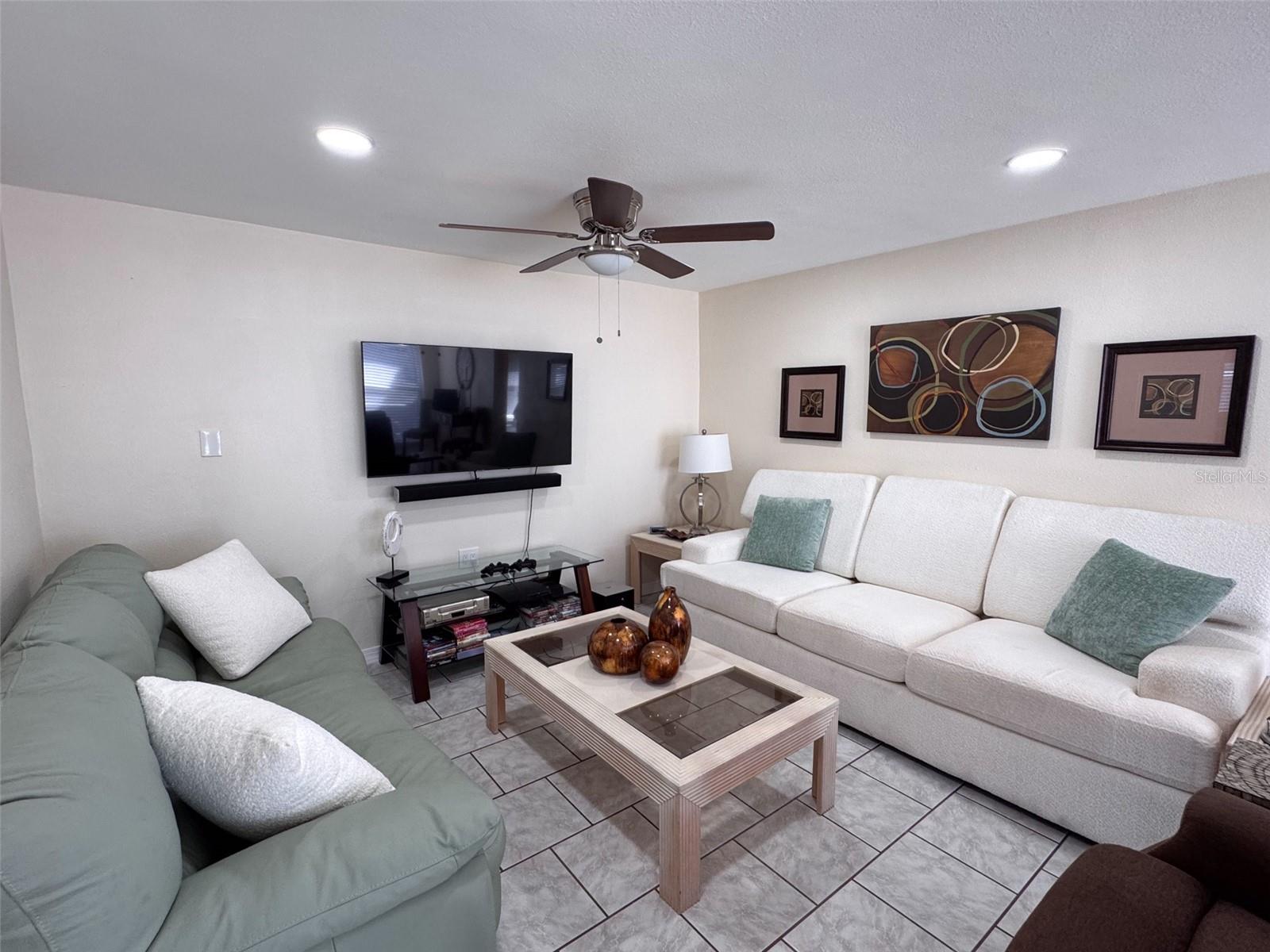 3233 SALISBURY DR, HOLIDAY, FL, 34691