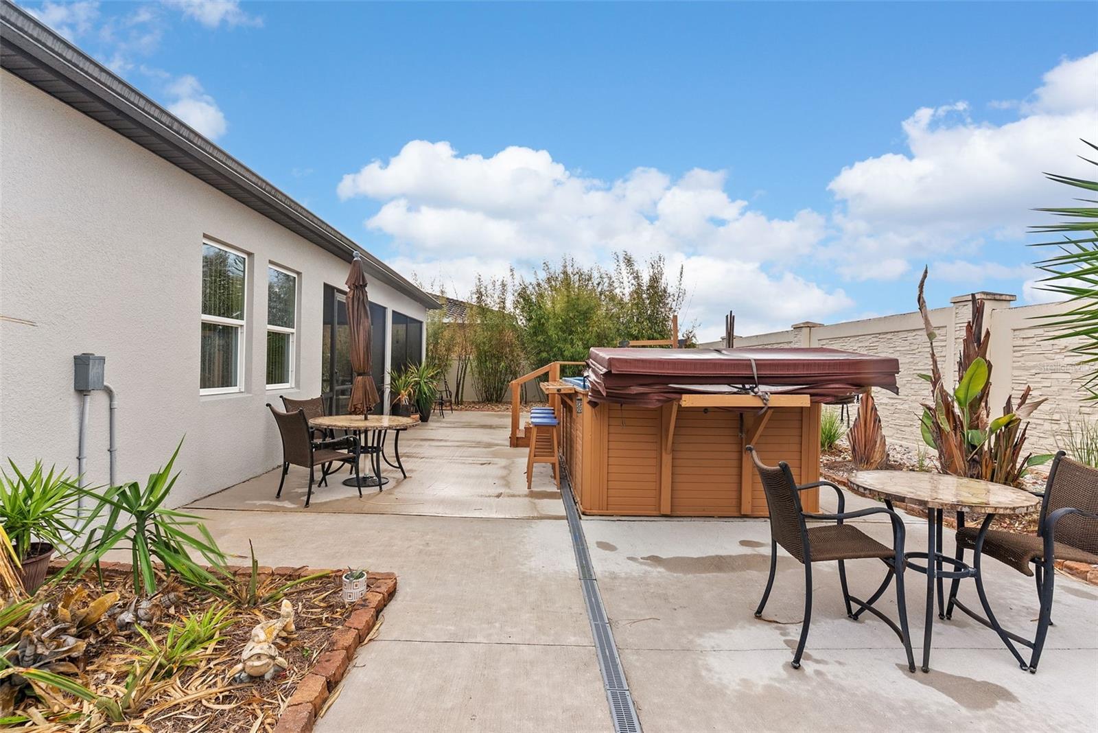 203 MESSINA PL, HOWEY IN THE HILLS, FL, 34737