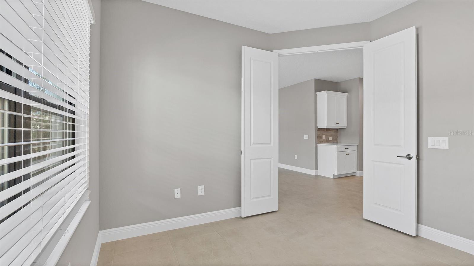 690 ALLORA AVE, NOKOMIS, FL, 34275