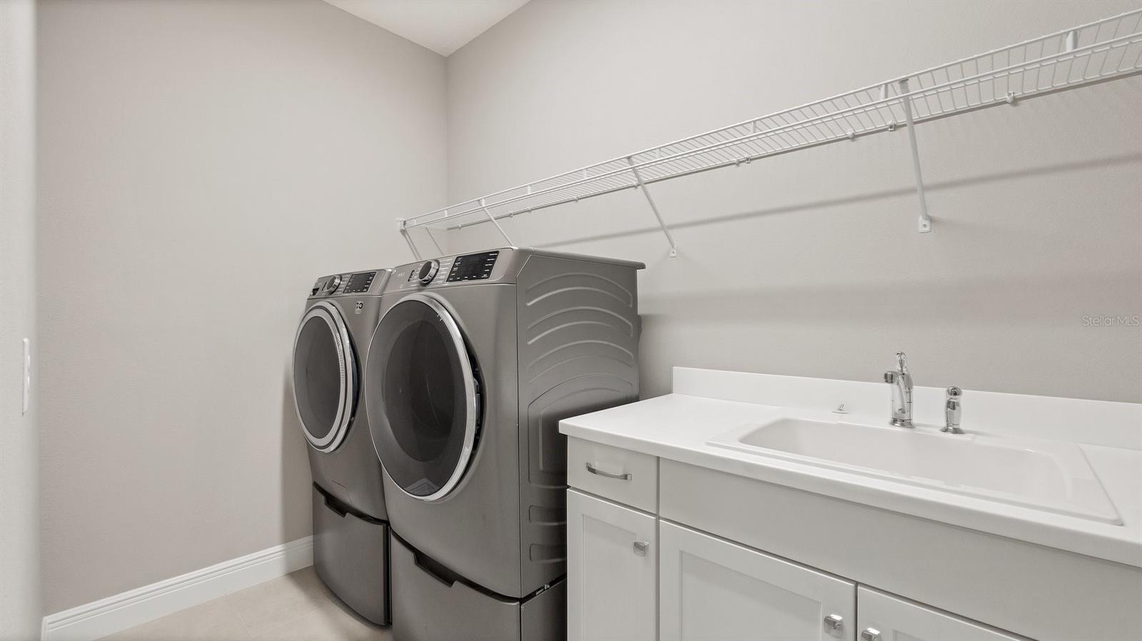 690 ALLORA AVE, NOKOMIS, FL, 34275