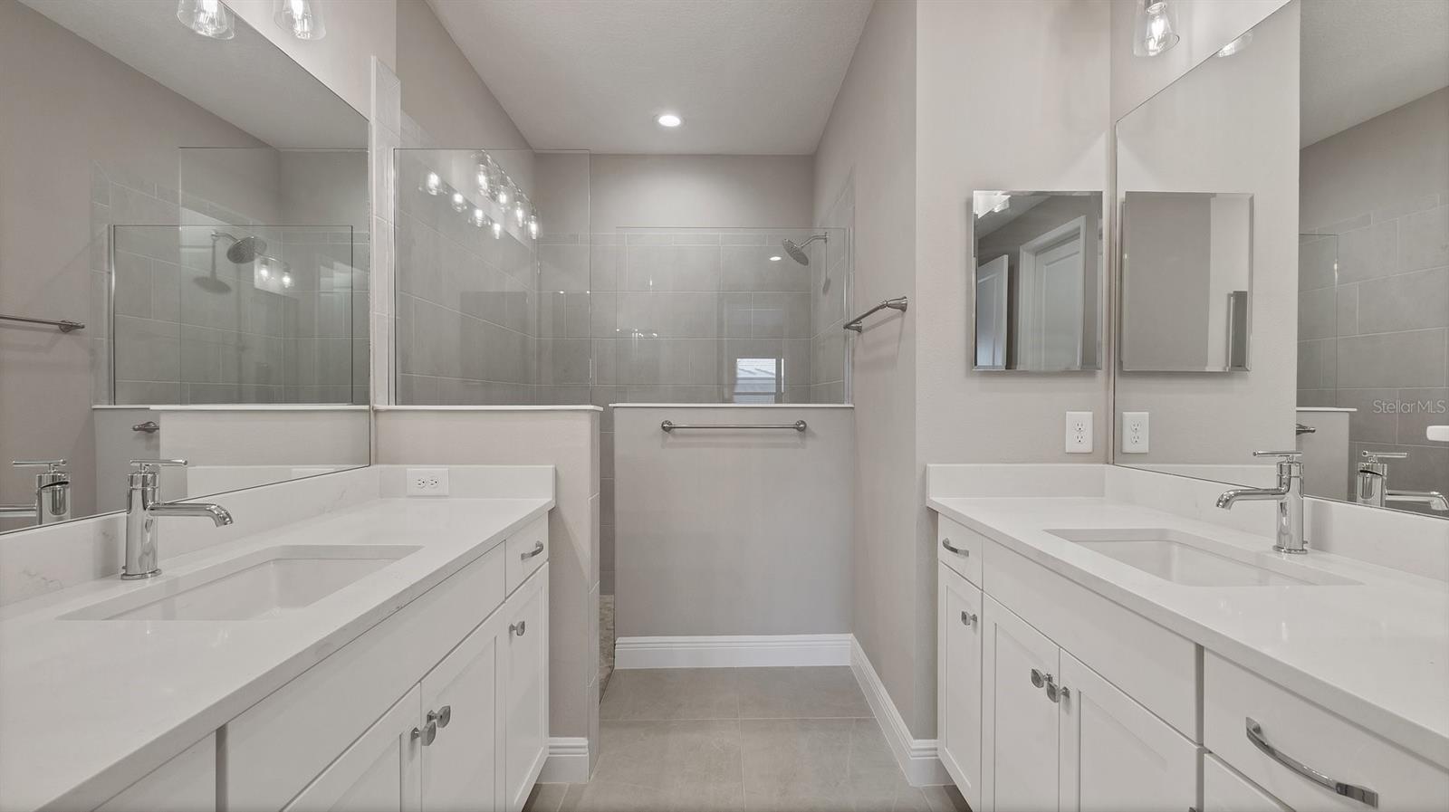 690 ALLORA AVE, NOKOMIS, FL, 34275