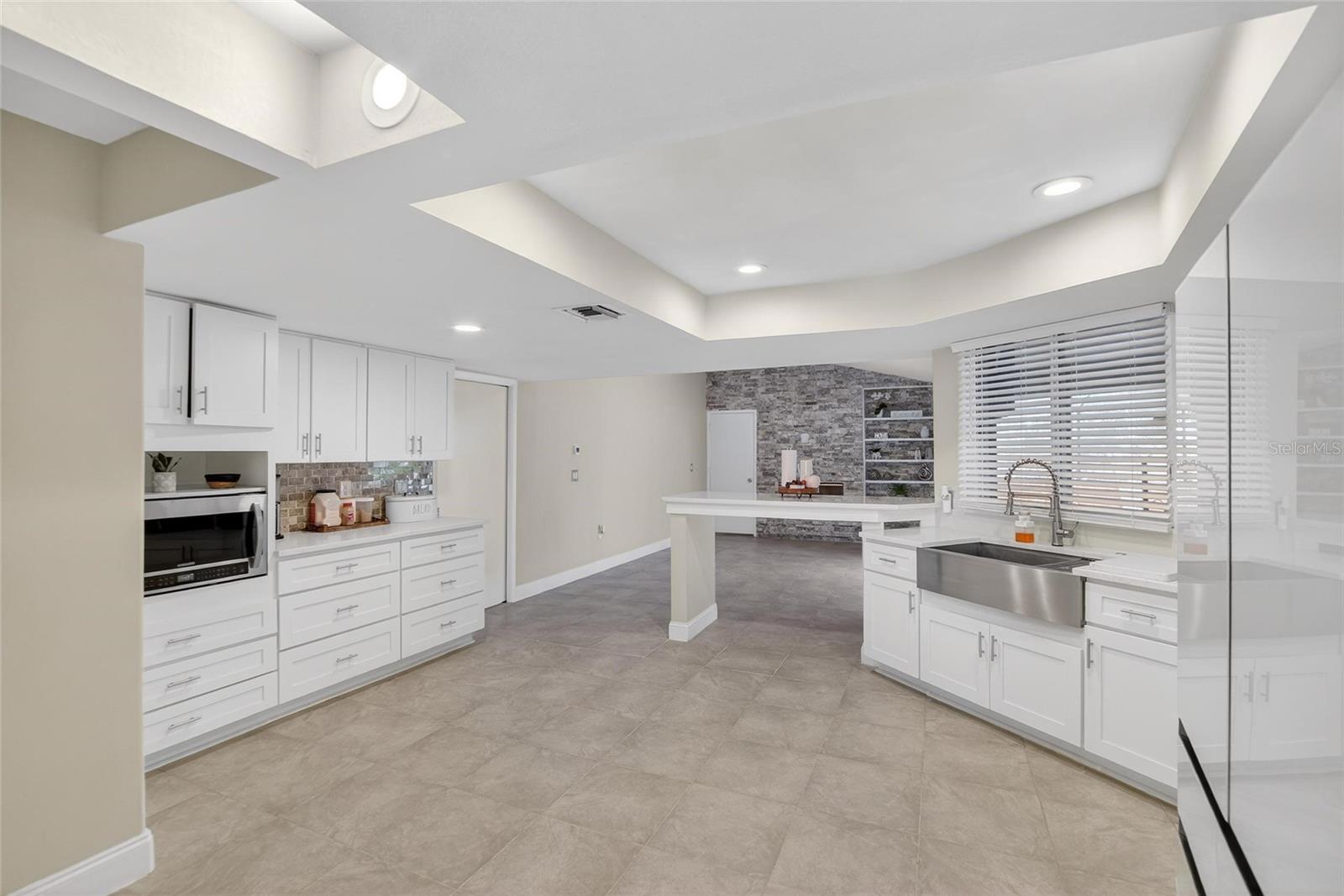 12940 PRESTWICK DR, RIVERVIEW, FL, 33579