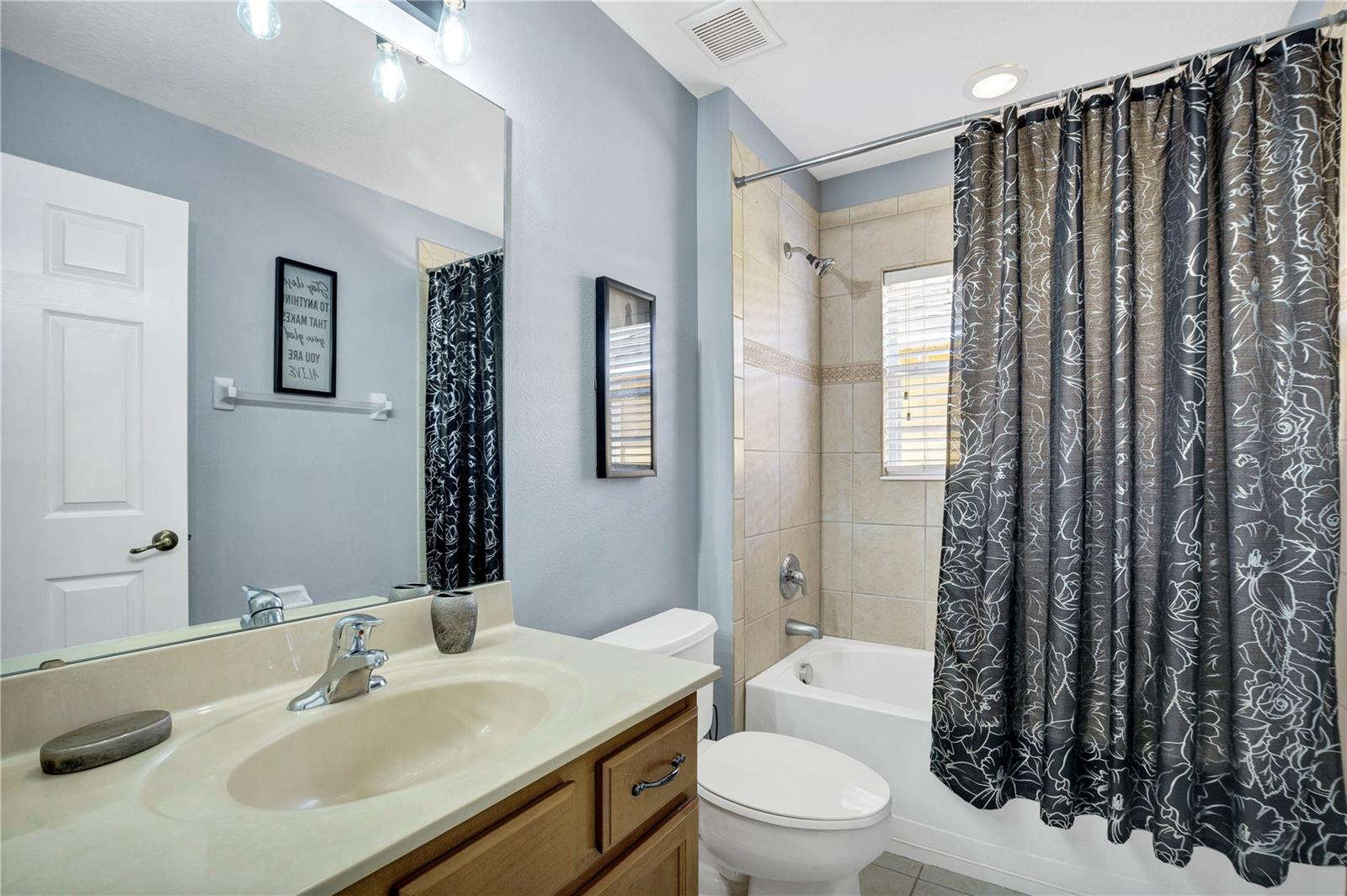 1028 ORANGE COSMOS BLVD, DAVENPORT, FL, 33837