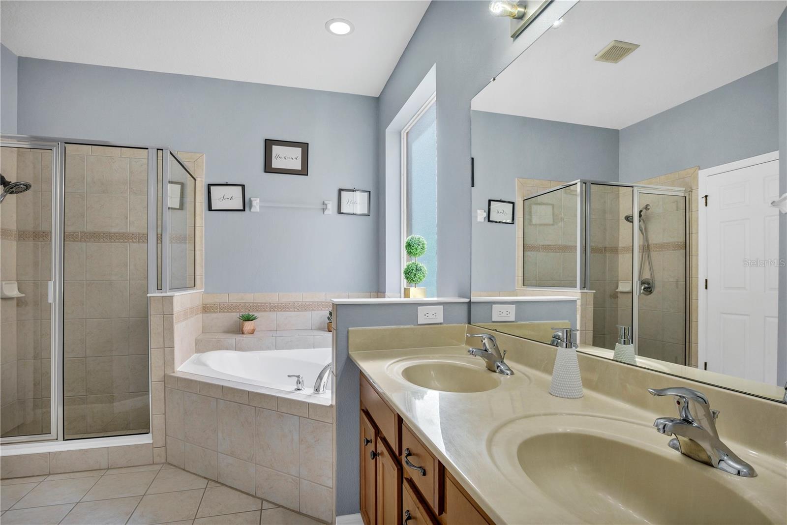 1028 ORANGE COSMOS BLVD, DAVENPORT, FL, 33837