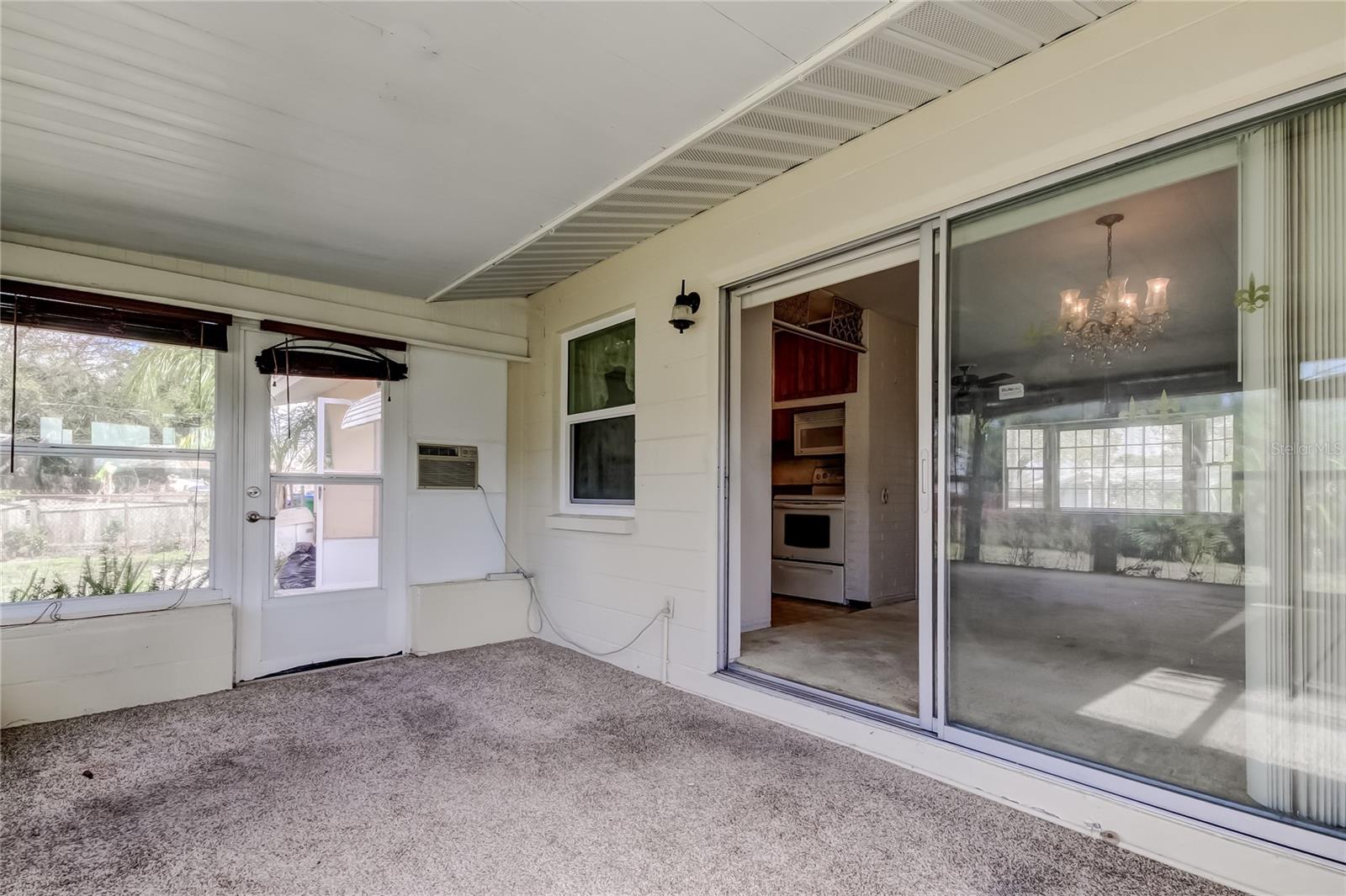 8586 FORSYTH DR, SEMINOLE, FL, 33772