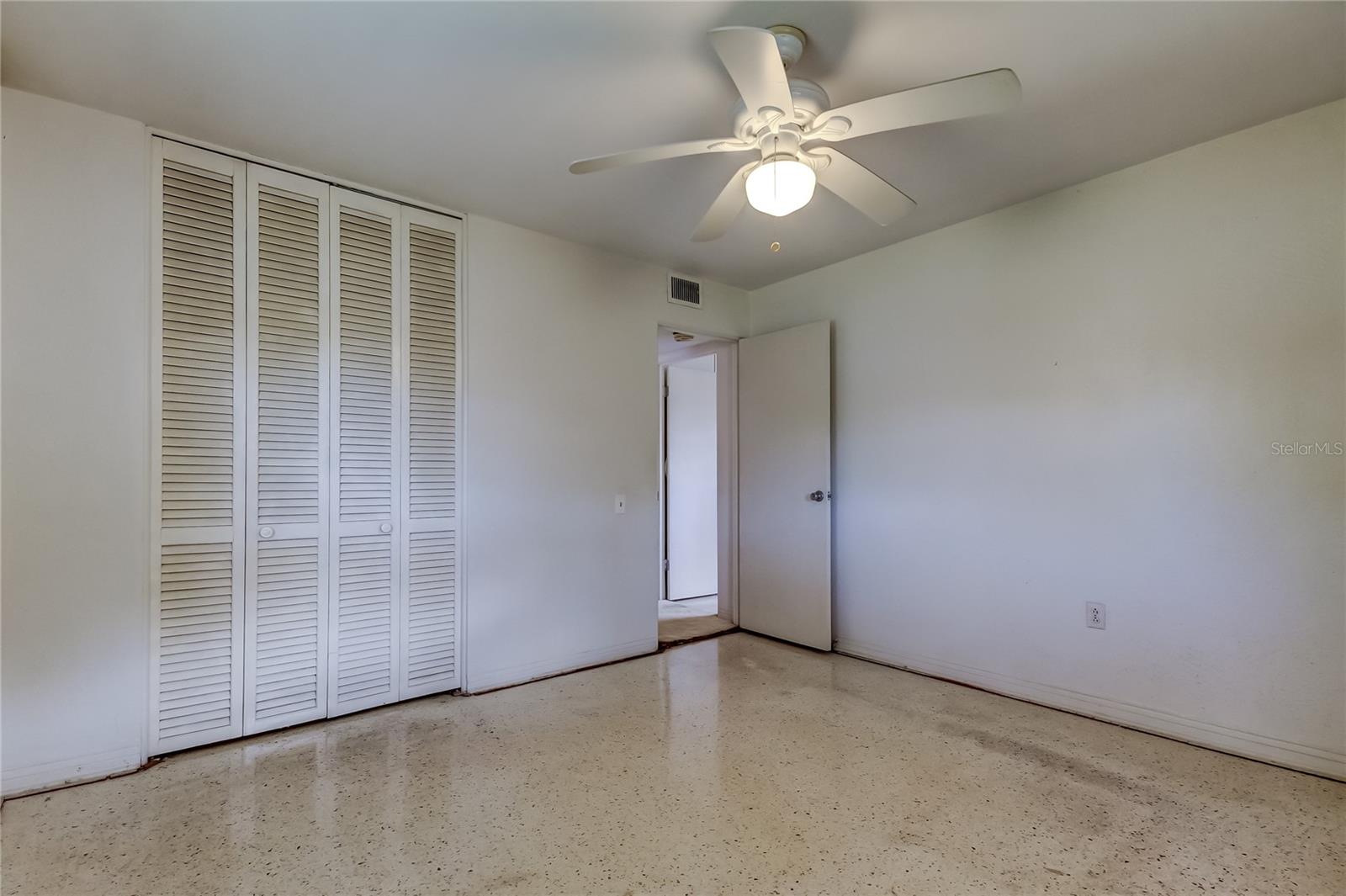 8586 FORSYTH DR, SEMINOLE, FL, 33772