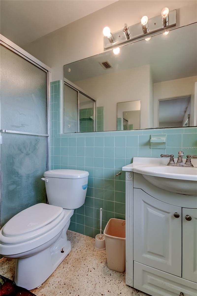 8586 FORSYTH DR, SEMINOLE, FL, 33772