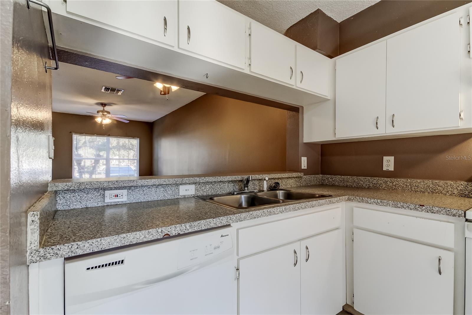 6318 BAYSIDE KEY DR, TAMPA, FL, 33615