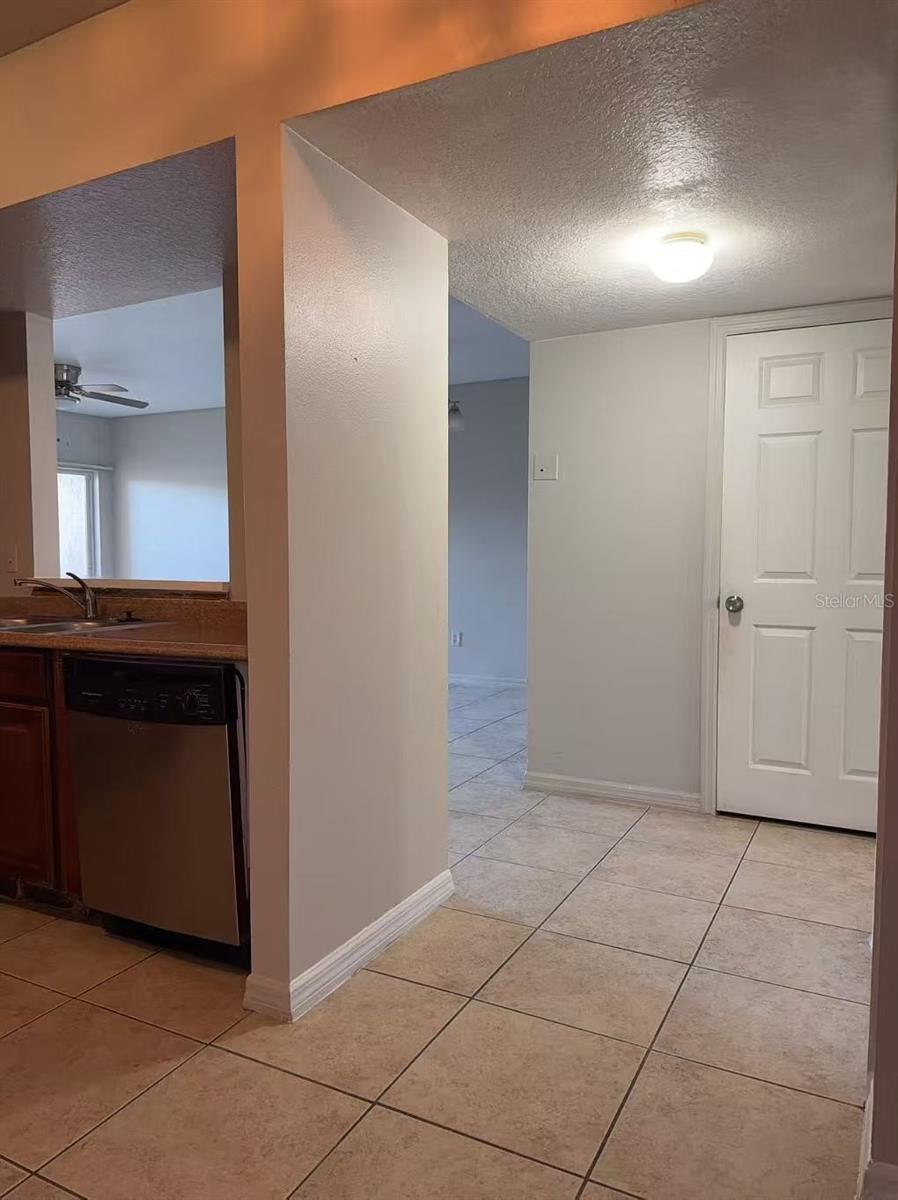 495 LAS CORTES LN #102, ORLANDO, FL, 32824