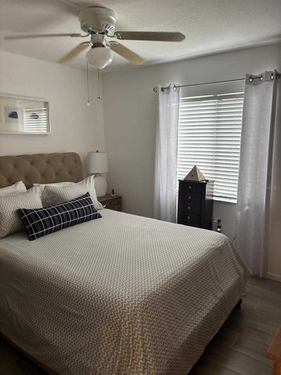 5689 GARDENS DR, SARASOTA, FL, 34243