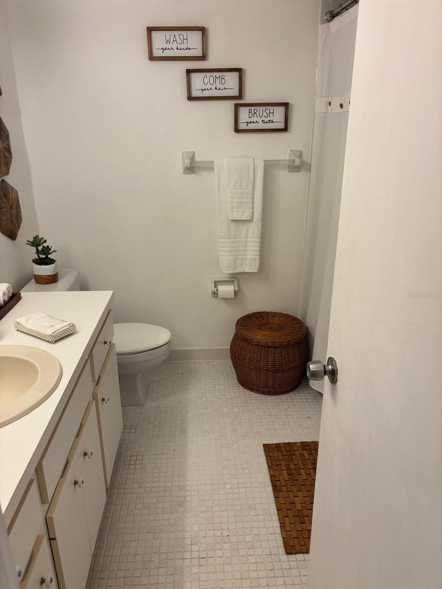 5689 GARDENS DR, SARASOTA, FL, 34243