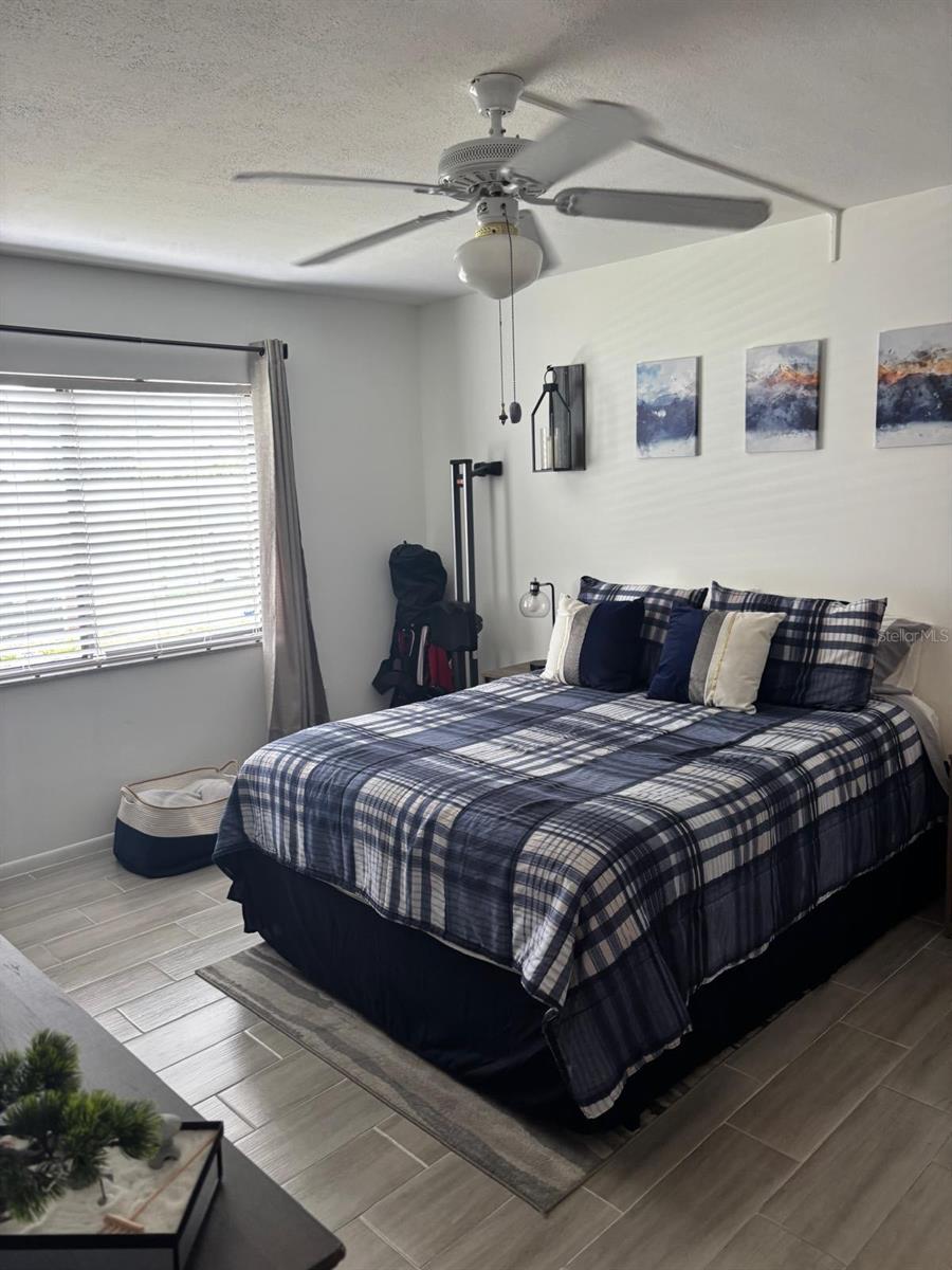 5689 GARDENS DR, SARASOTA, FL, 34243