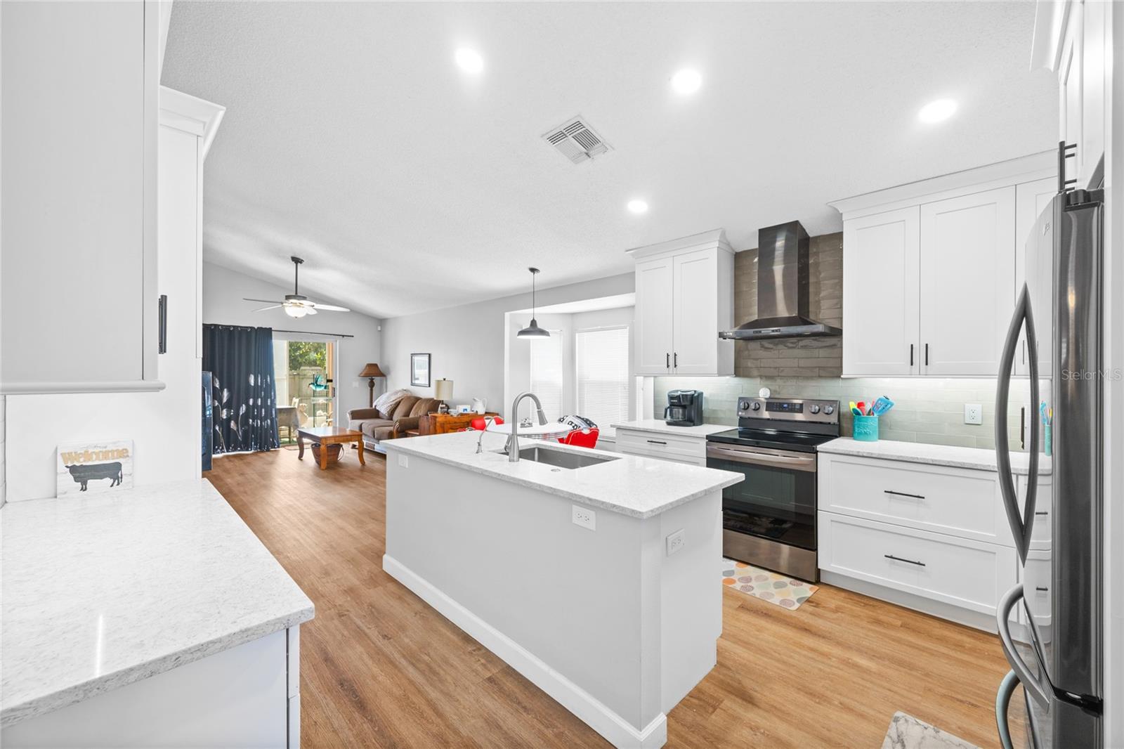1917 CRANBERRY ISLES WAY, APOPKA, FL, 32712