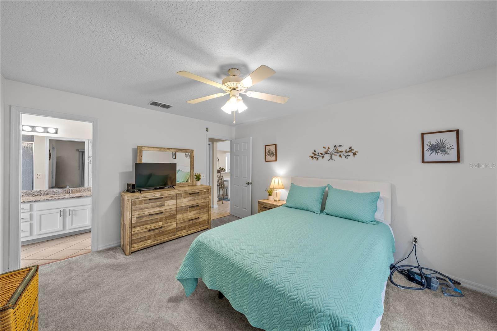 430 ALDAMA AVE, THE VILLAGES, FL, 32159