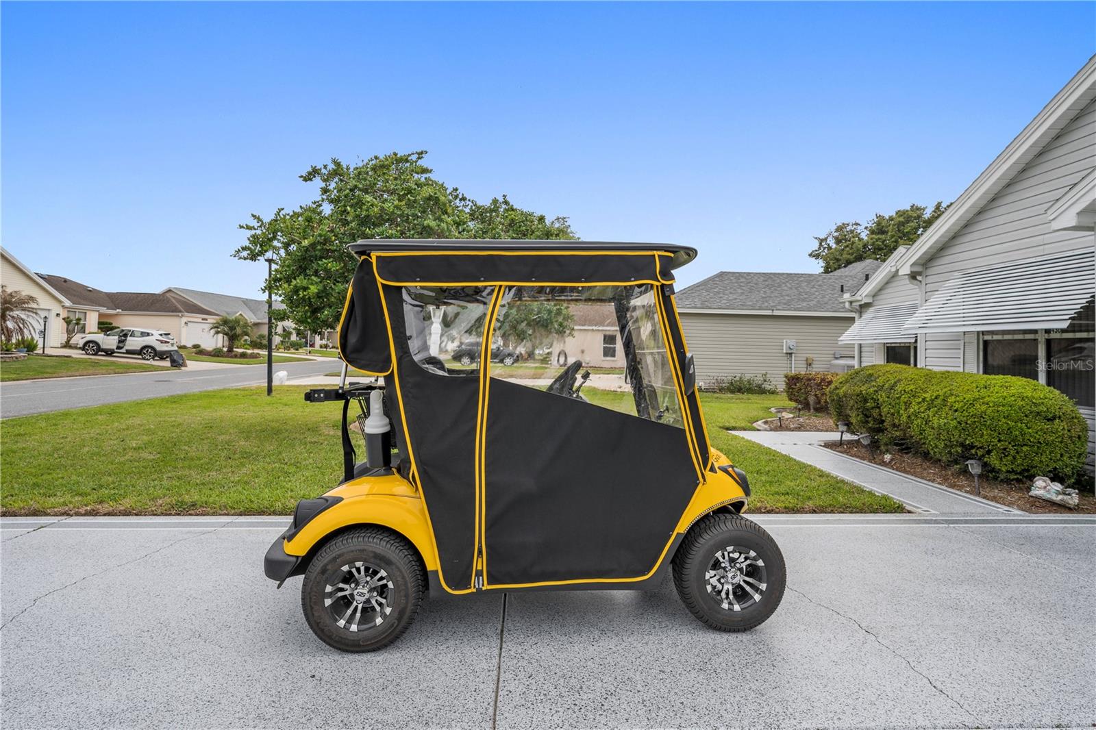 430 ALDAMA AVE, THE VILLAGES, FL, 32159