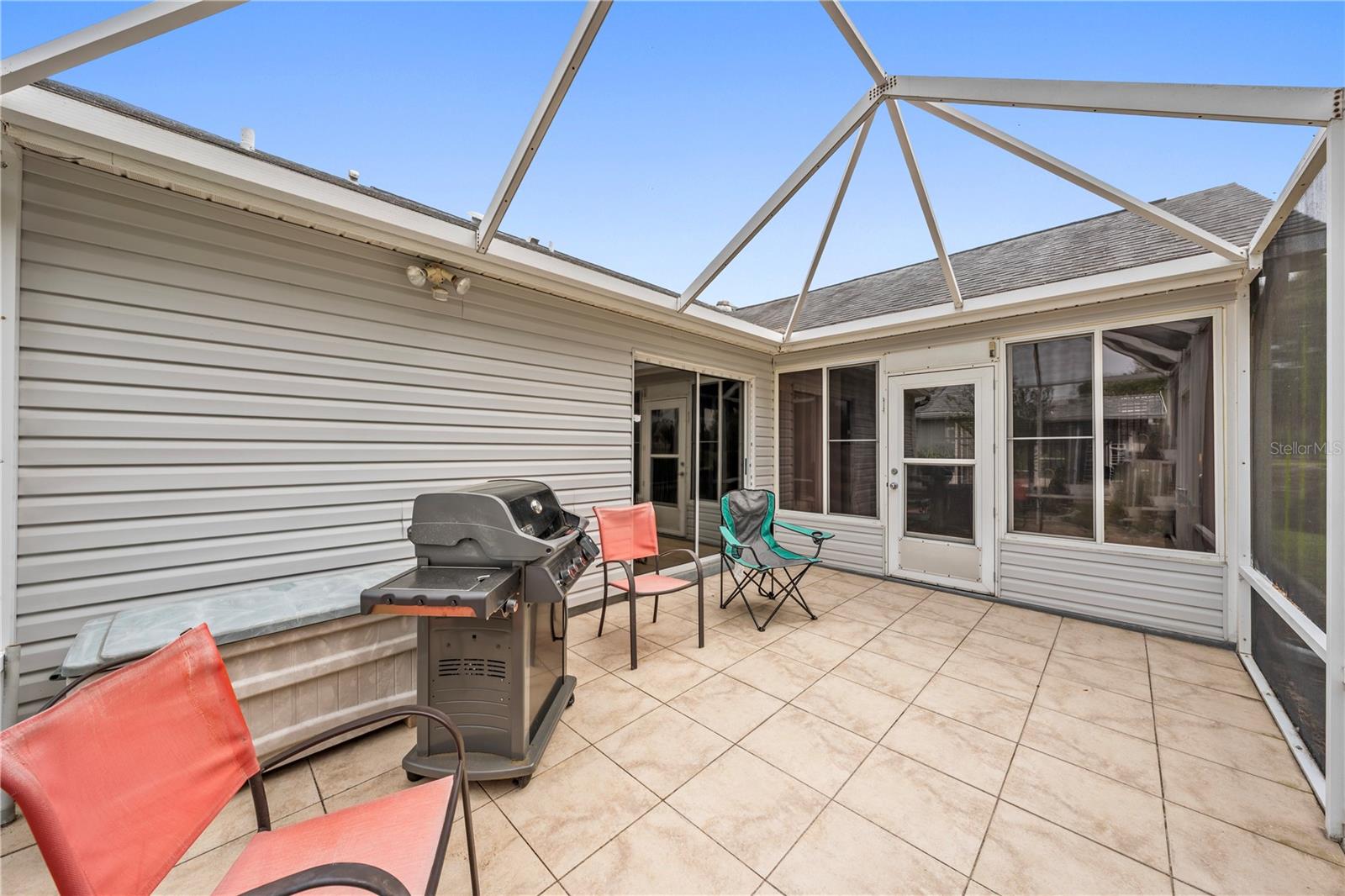 430 ALDAMA AVE, THE VILLAGES, FL, 32159