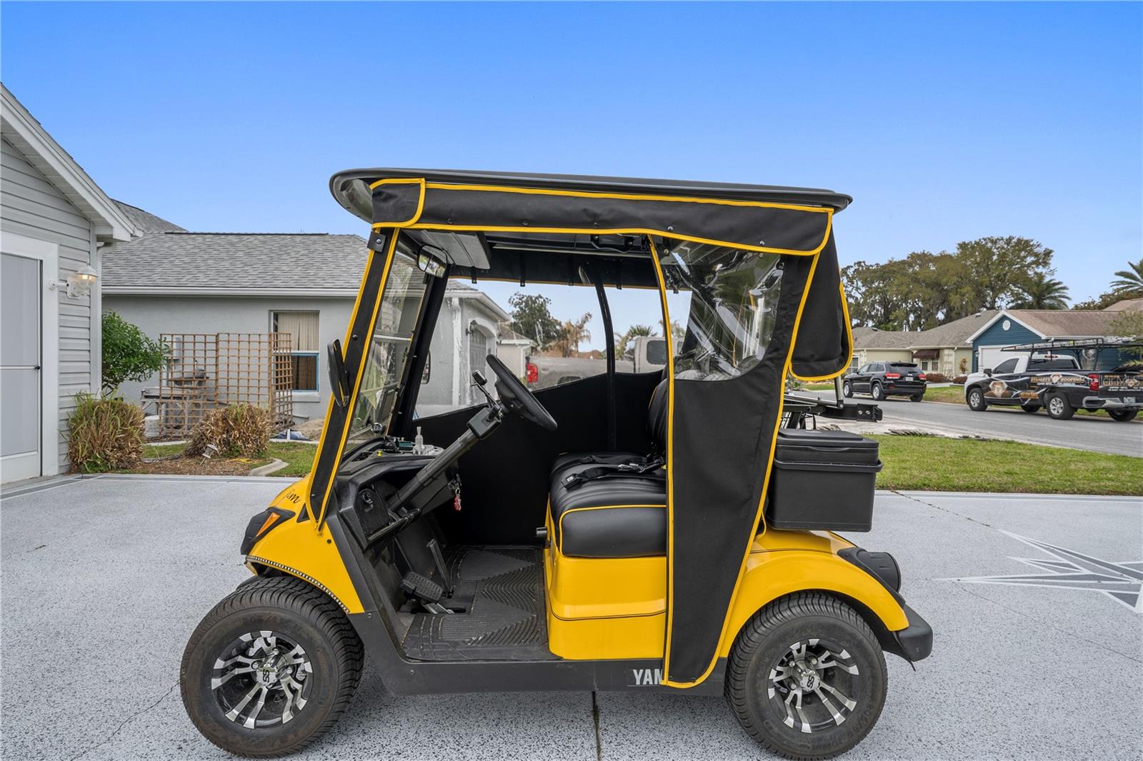 430 ALDAMA AVE, THE VILLAGES, FL, 32159